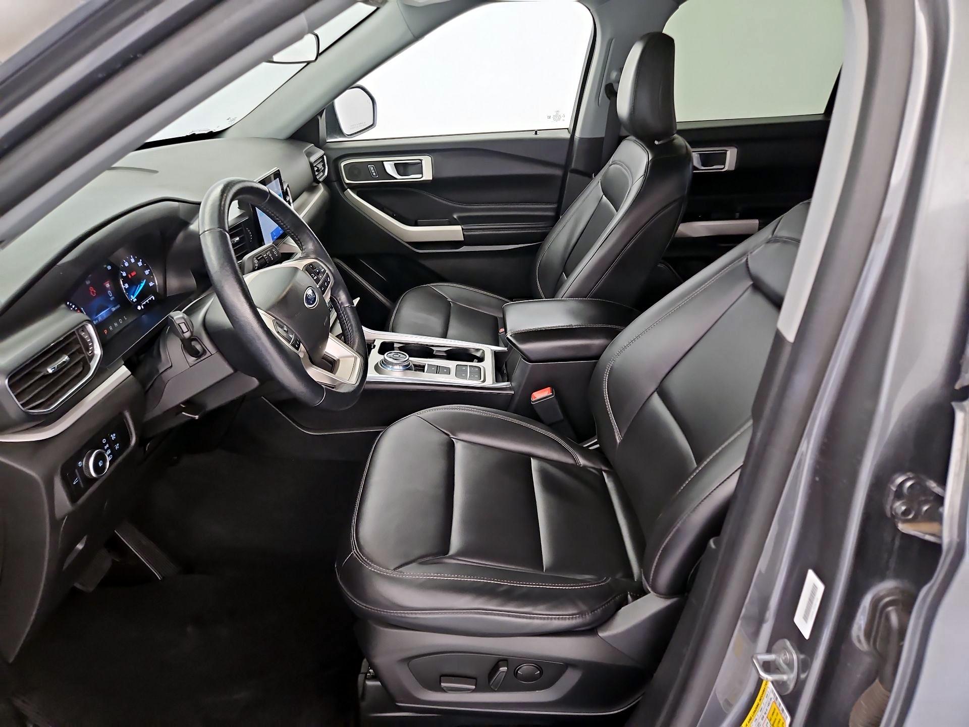 Thumbnail: 2023 Ford Explorer - 11