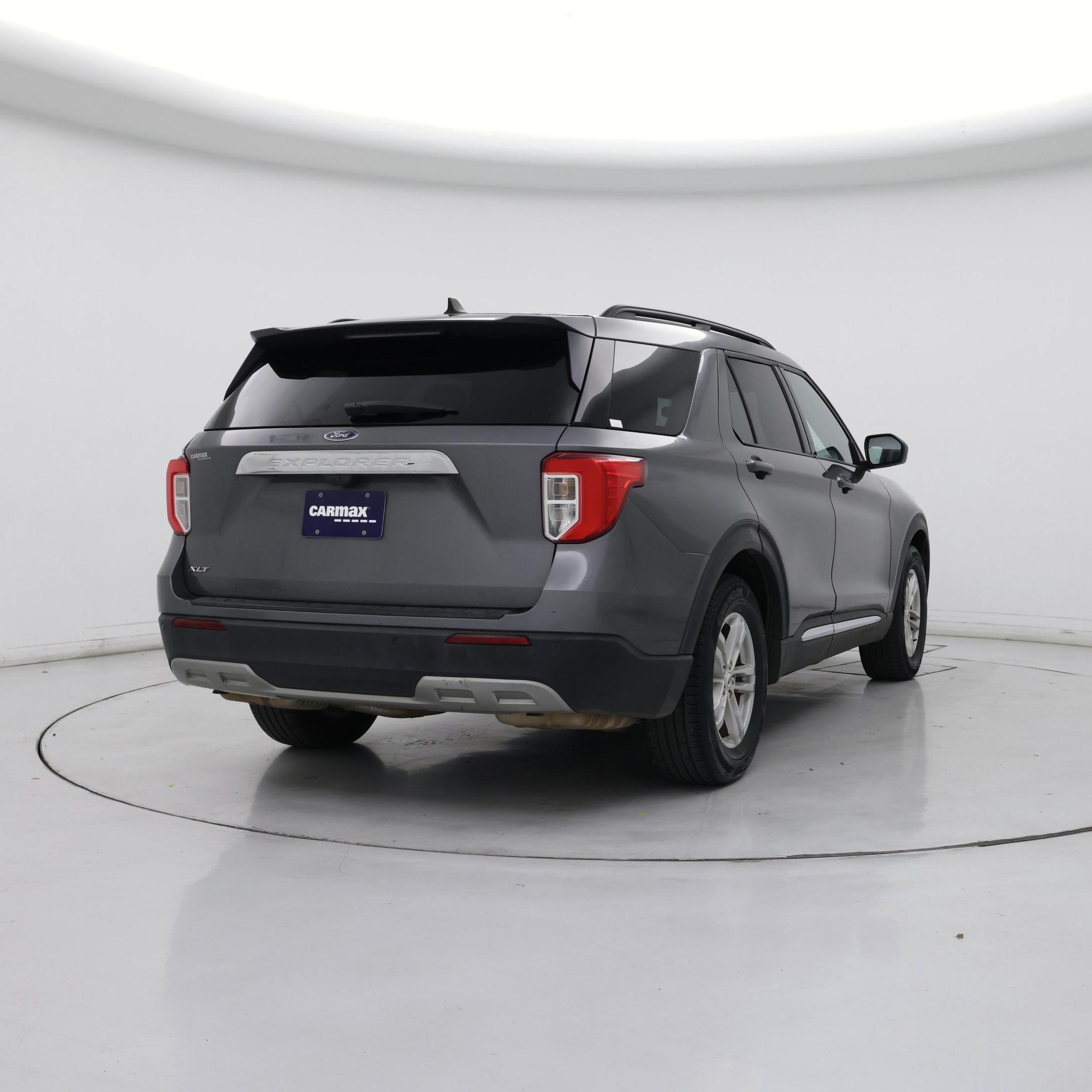 Thumbnail: 2023 Ford Explorer - 8