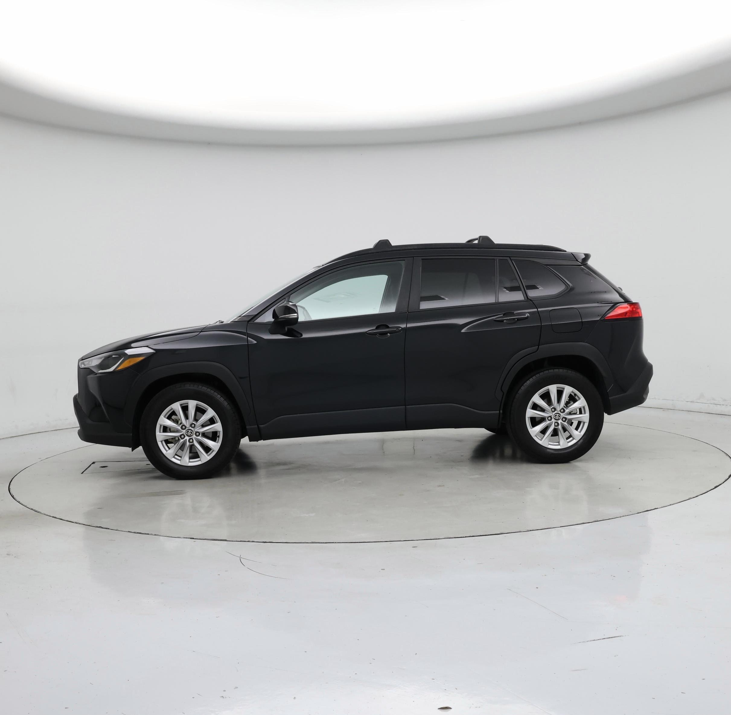 Thumbnail: 2024 Toyota Corolla Cross - 3