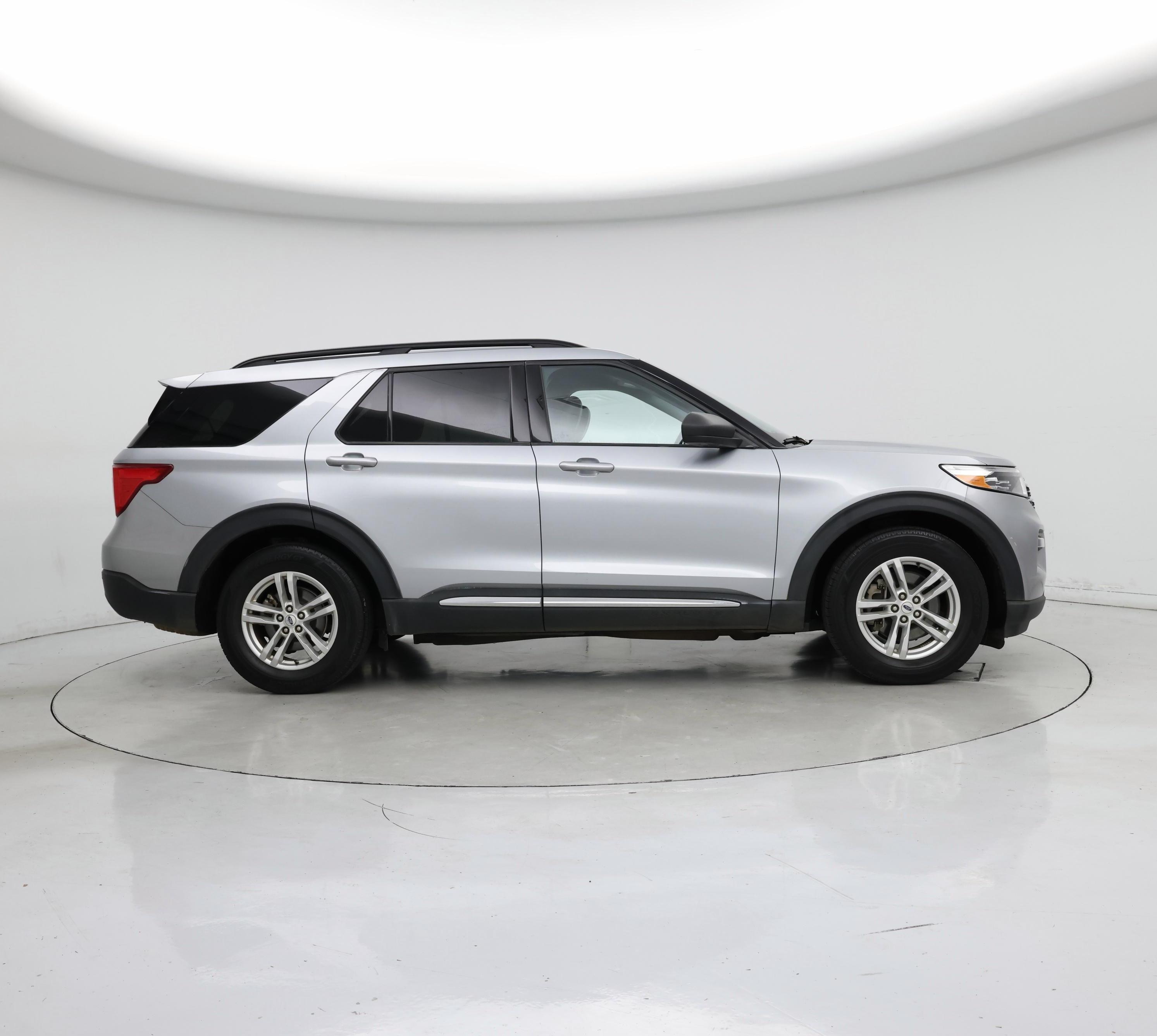Thumbnail: 2023 Ford Explorer - 7