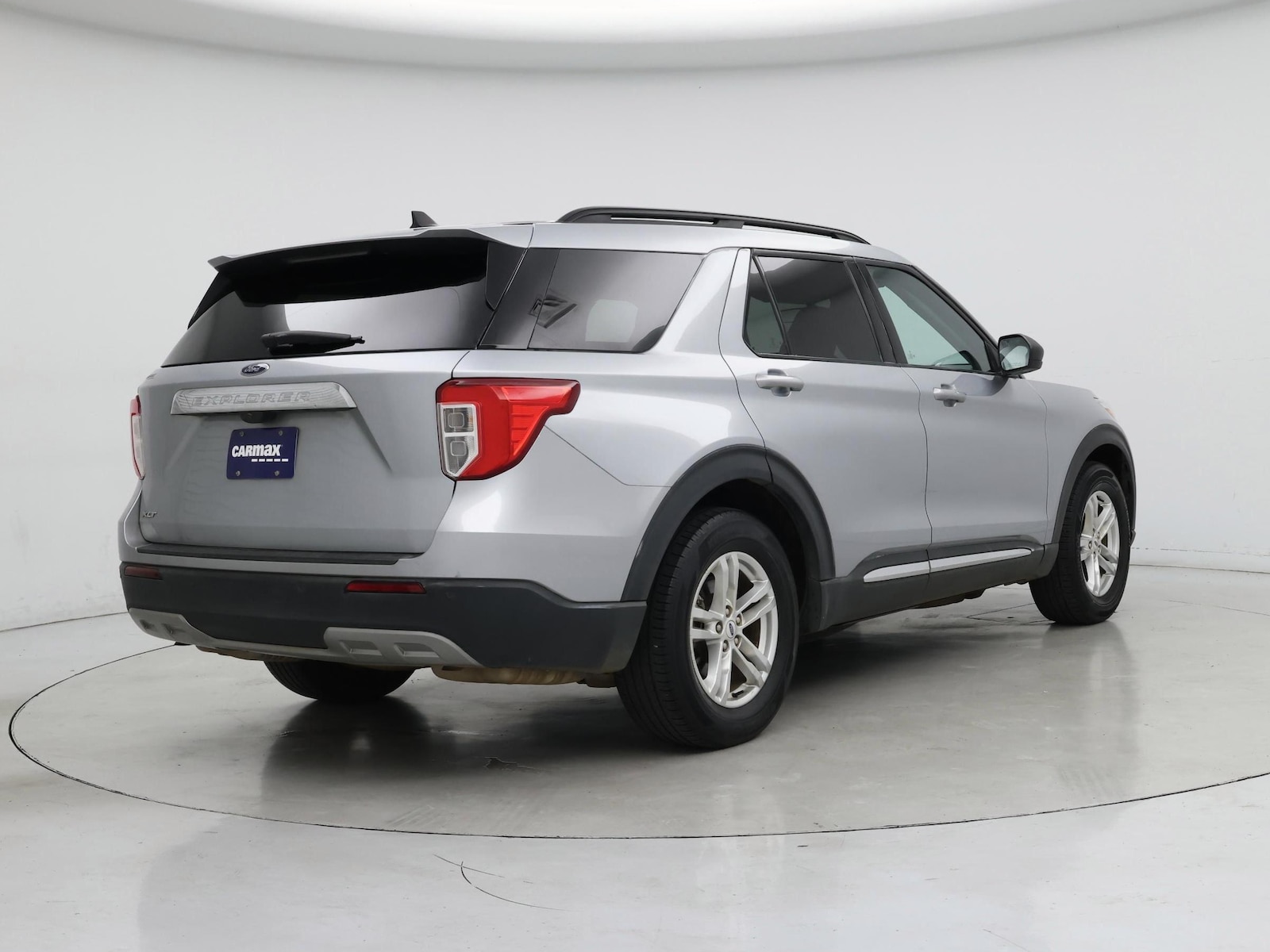 2023 Ford Explorer XLT - Photo 9