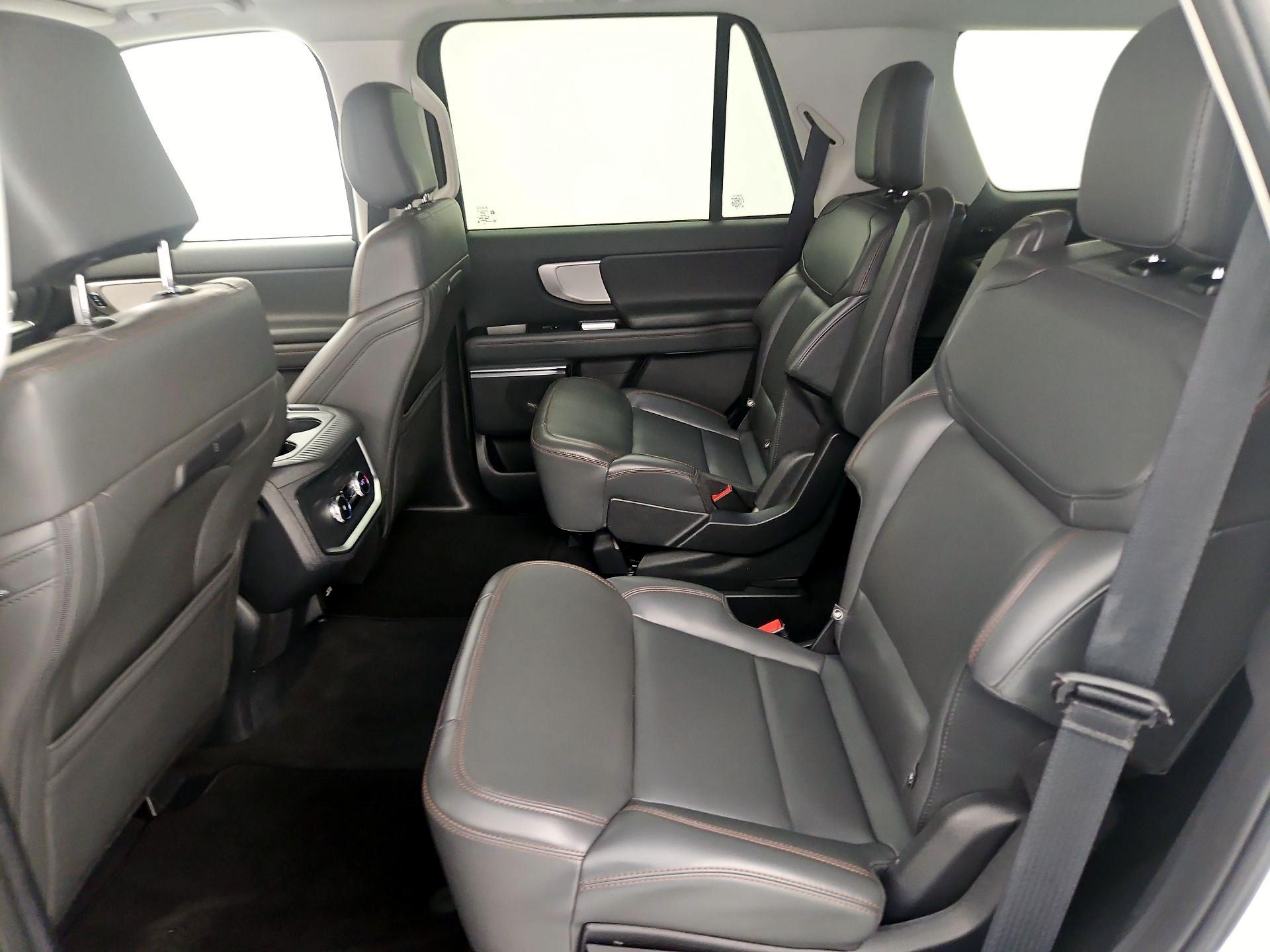Thumbnail: 2025 Ford Expedition - 19