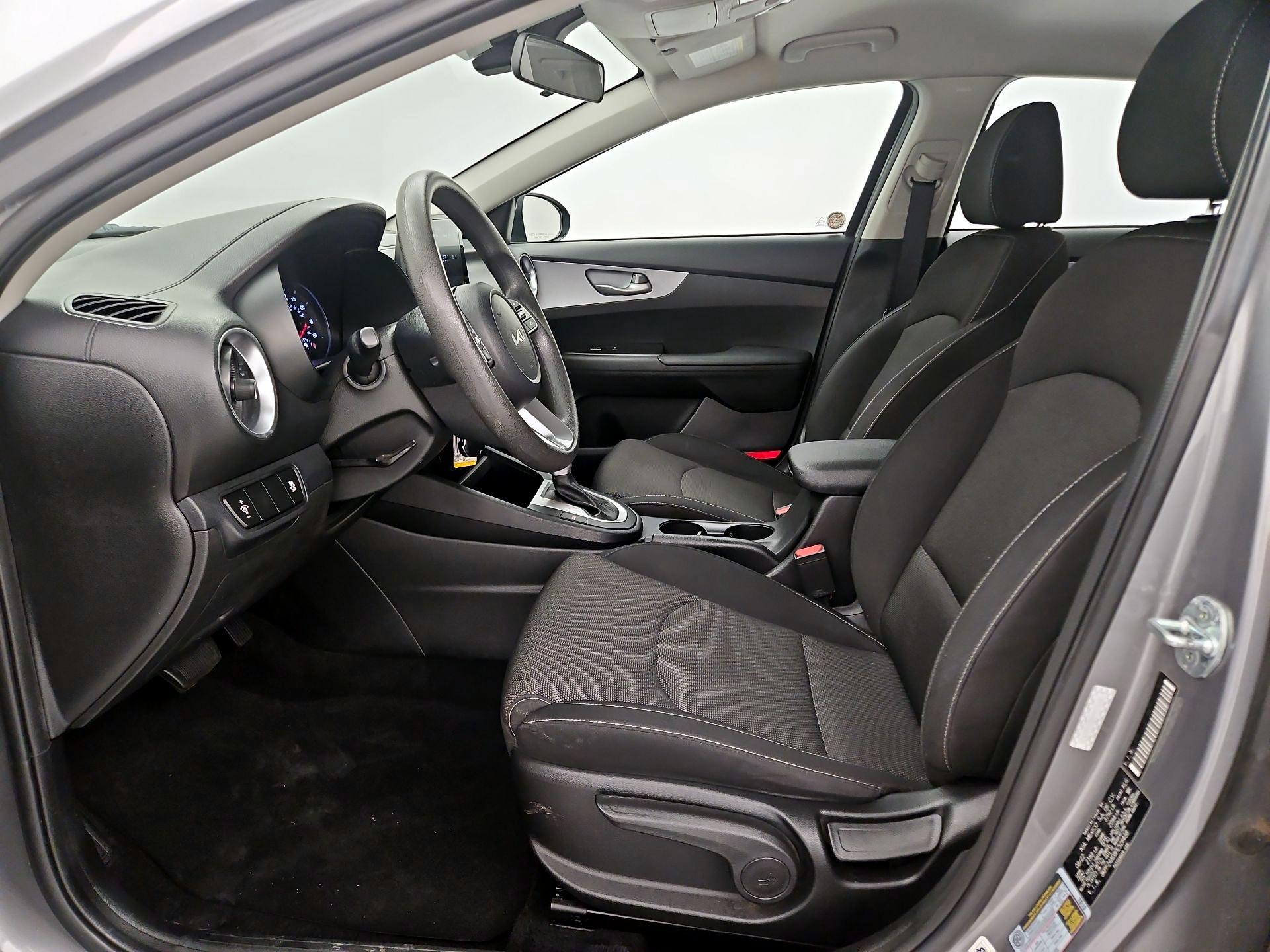Thumbnail: 2023 Kia Forte - 11