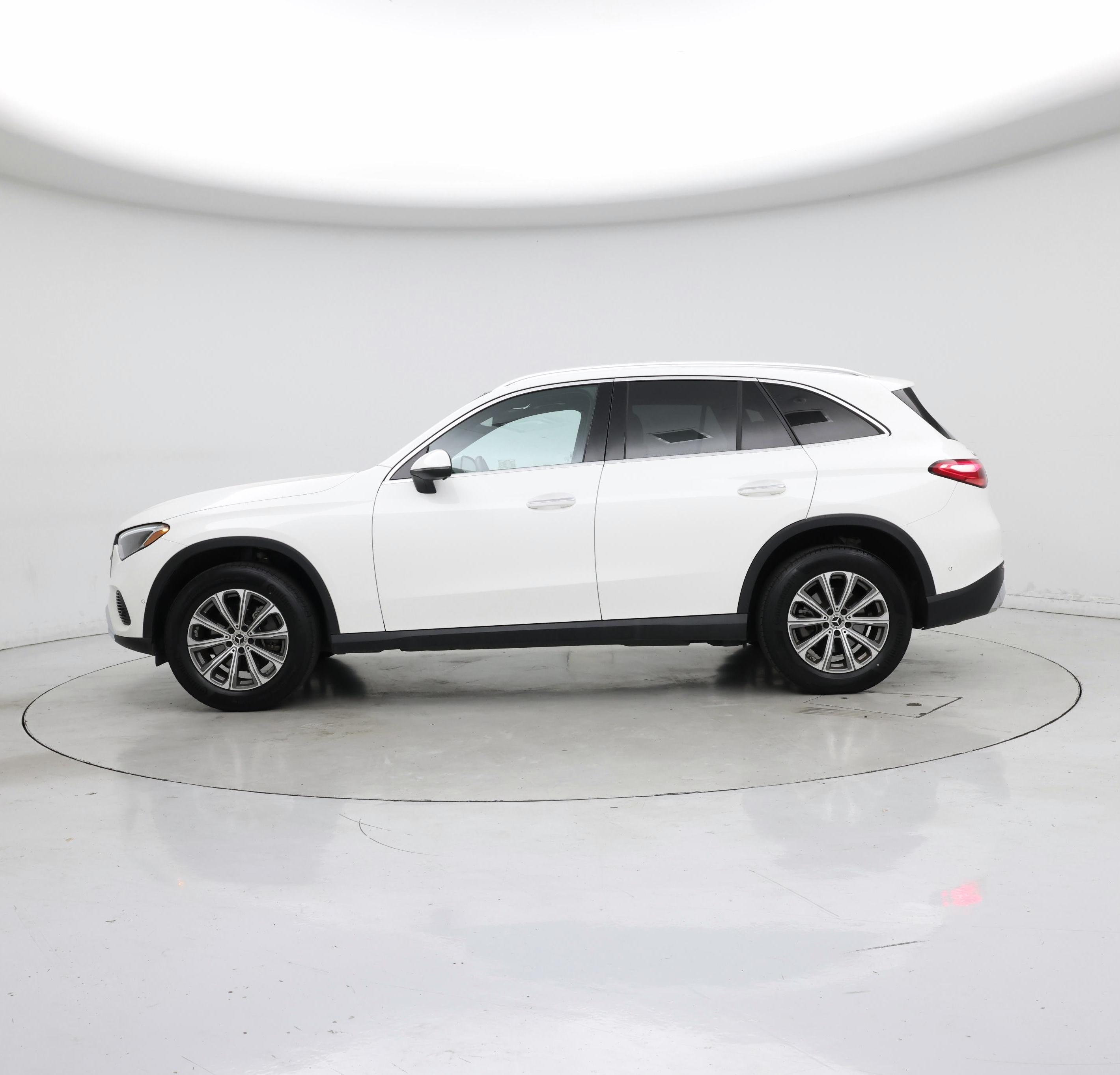 Thumbnail: 2024 Mercedes-Benz GLC - 3