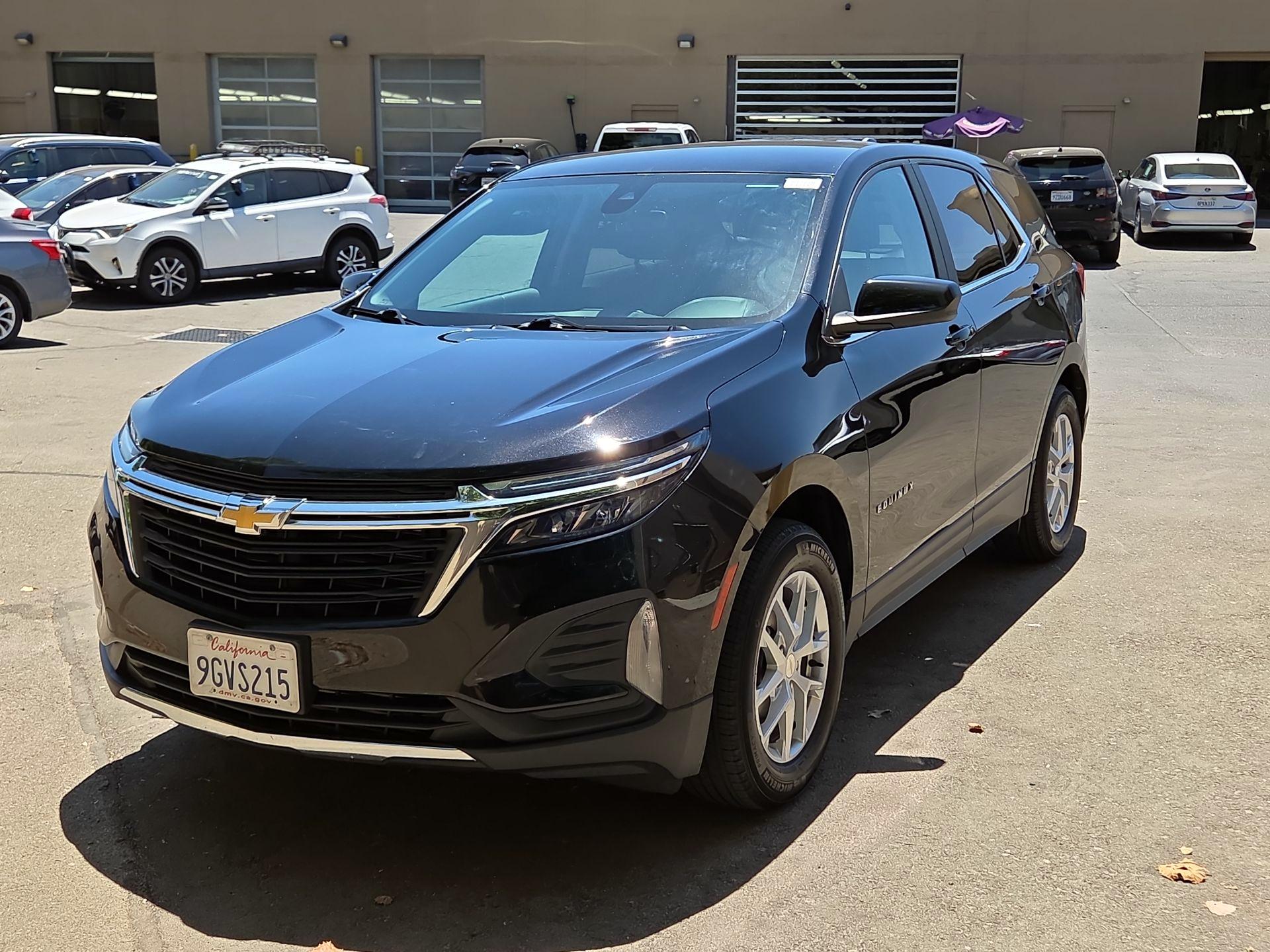 Thumbnail: 2023 Chevrolet Equinox - 3