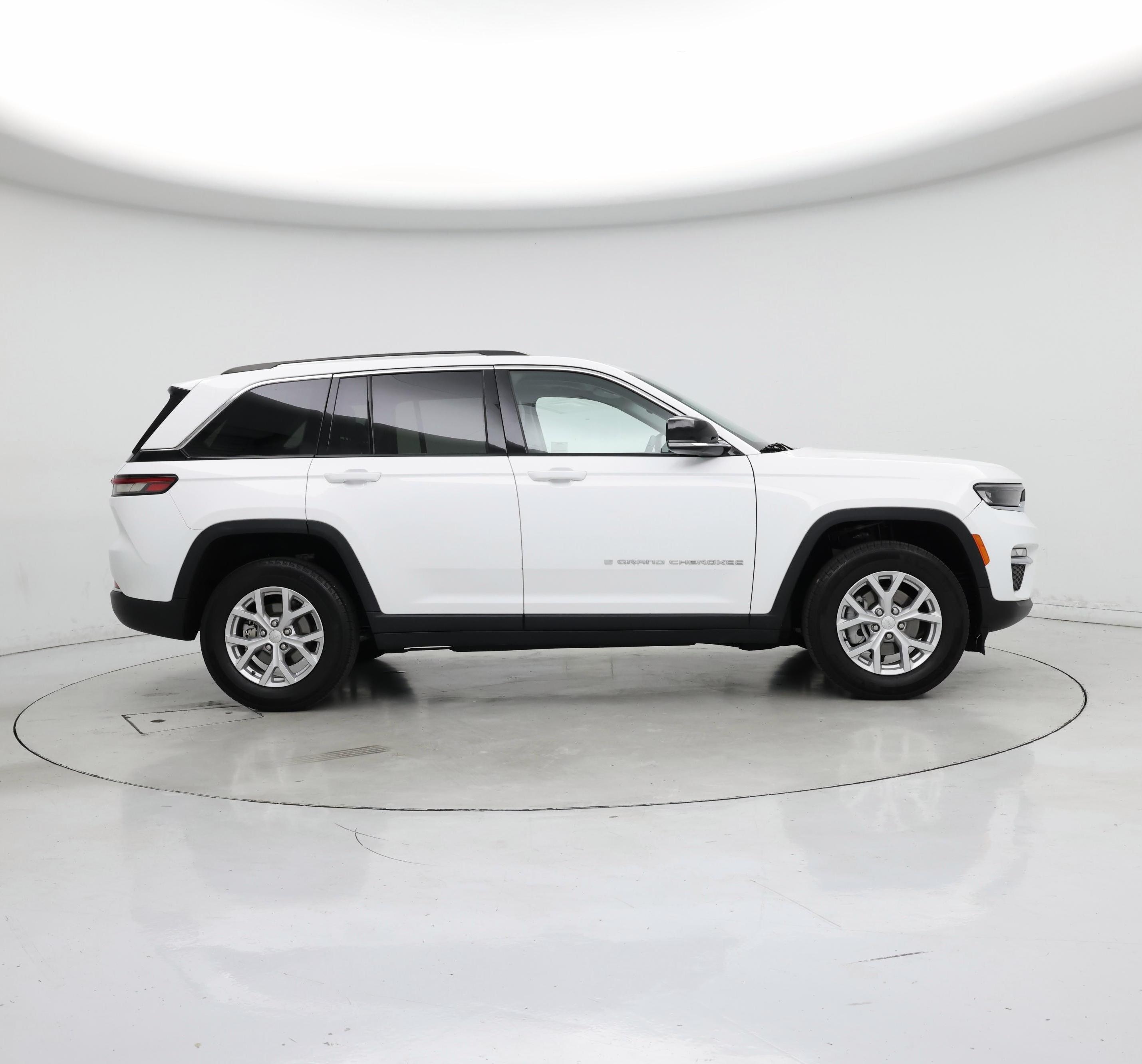 Thumbnail: 2023 Jeep Grand Cherokee - 7