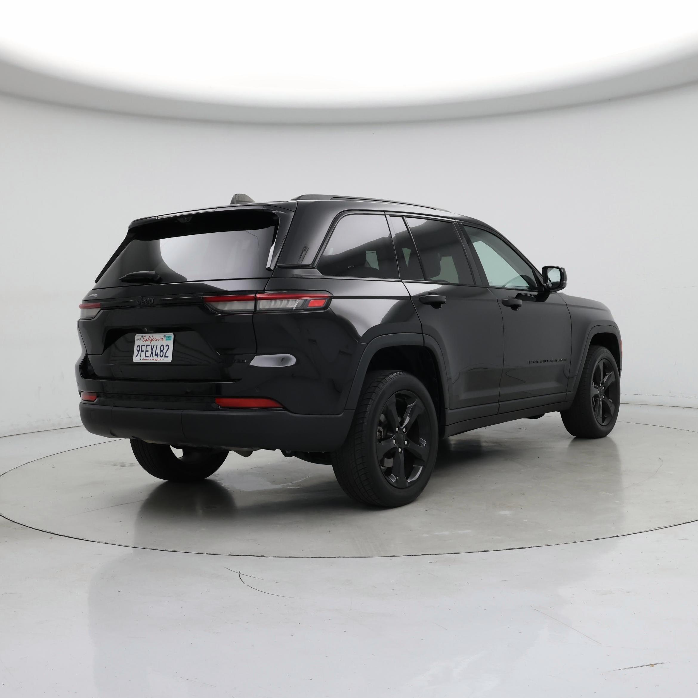 Thumbnail: 2023 Jeep Grand Cherokee - 8