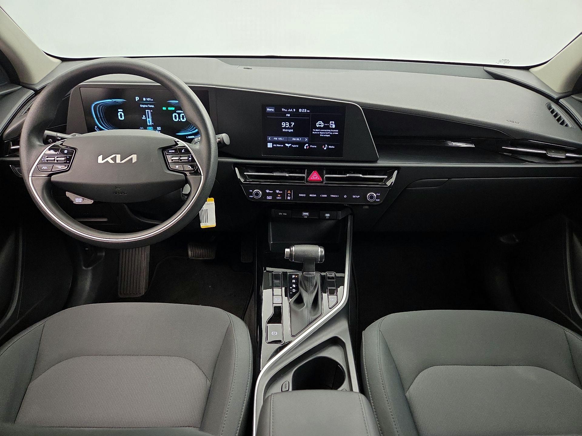 Thumbnail: 2025 Kia Niro - 9