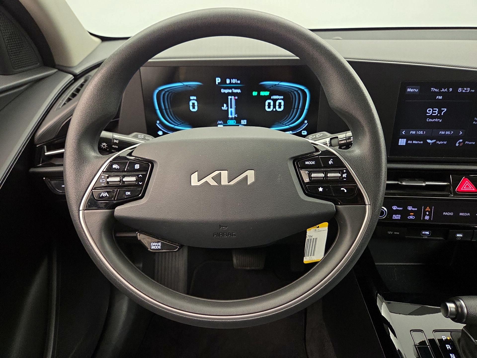 Thumbnail: 2025 Kia Niro - 10