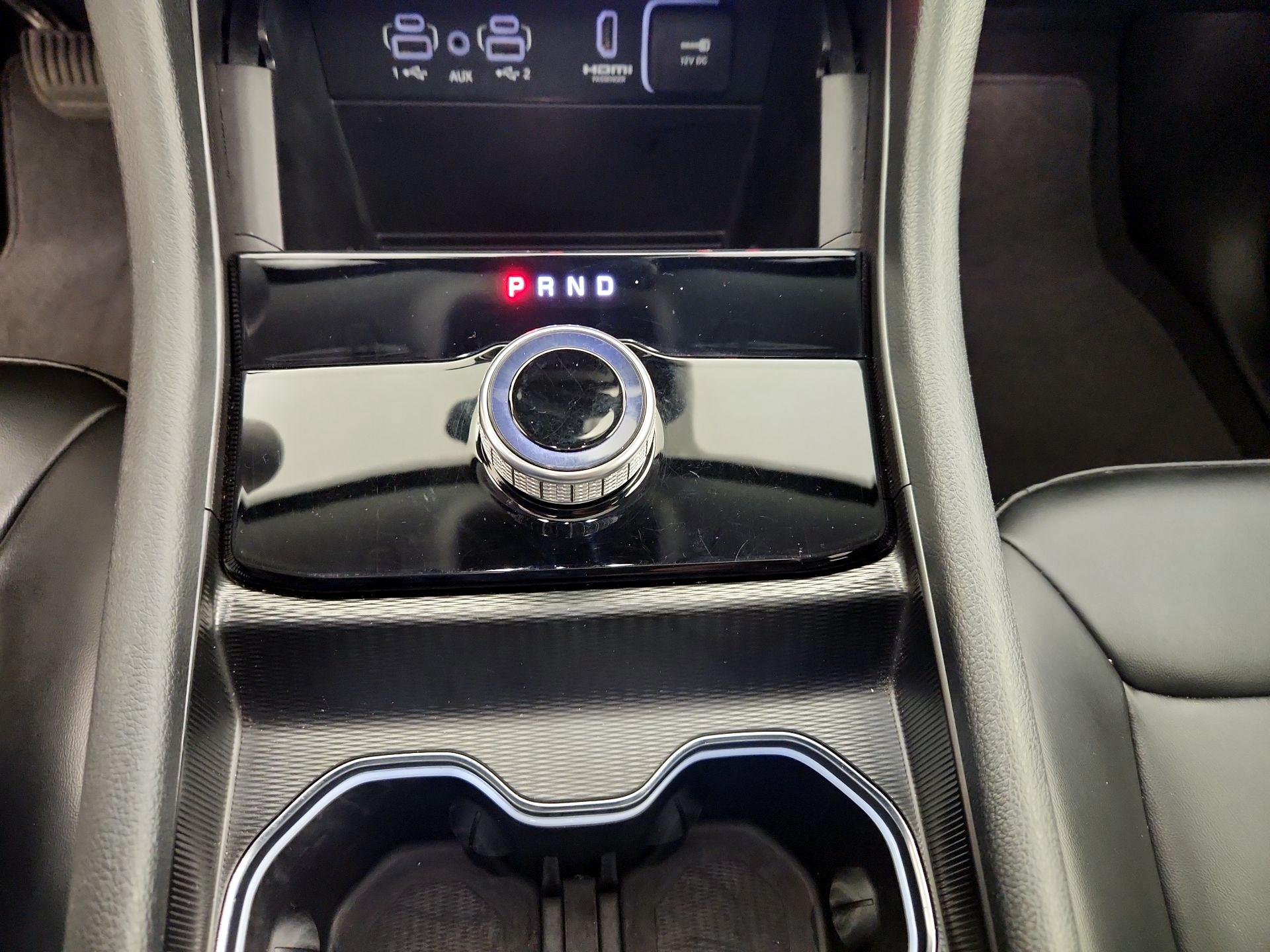 Thumbnail: 2023 Jeep Grand Cherokee - 17