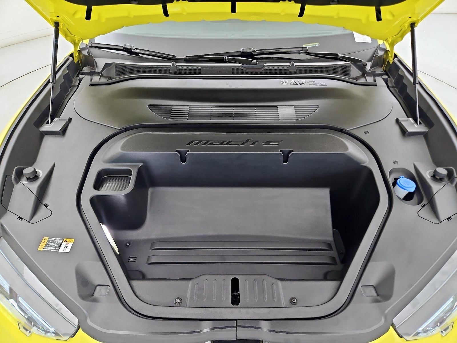 2025 Ford Mustang Mach-E Premium RWD - Photo 23