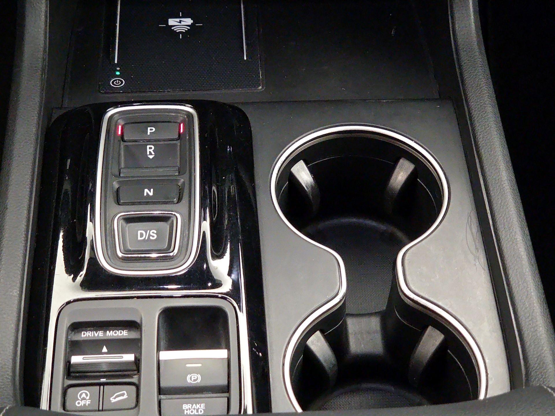 Thumbnail: 2024 Honda Pilot - 16