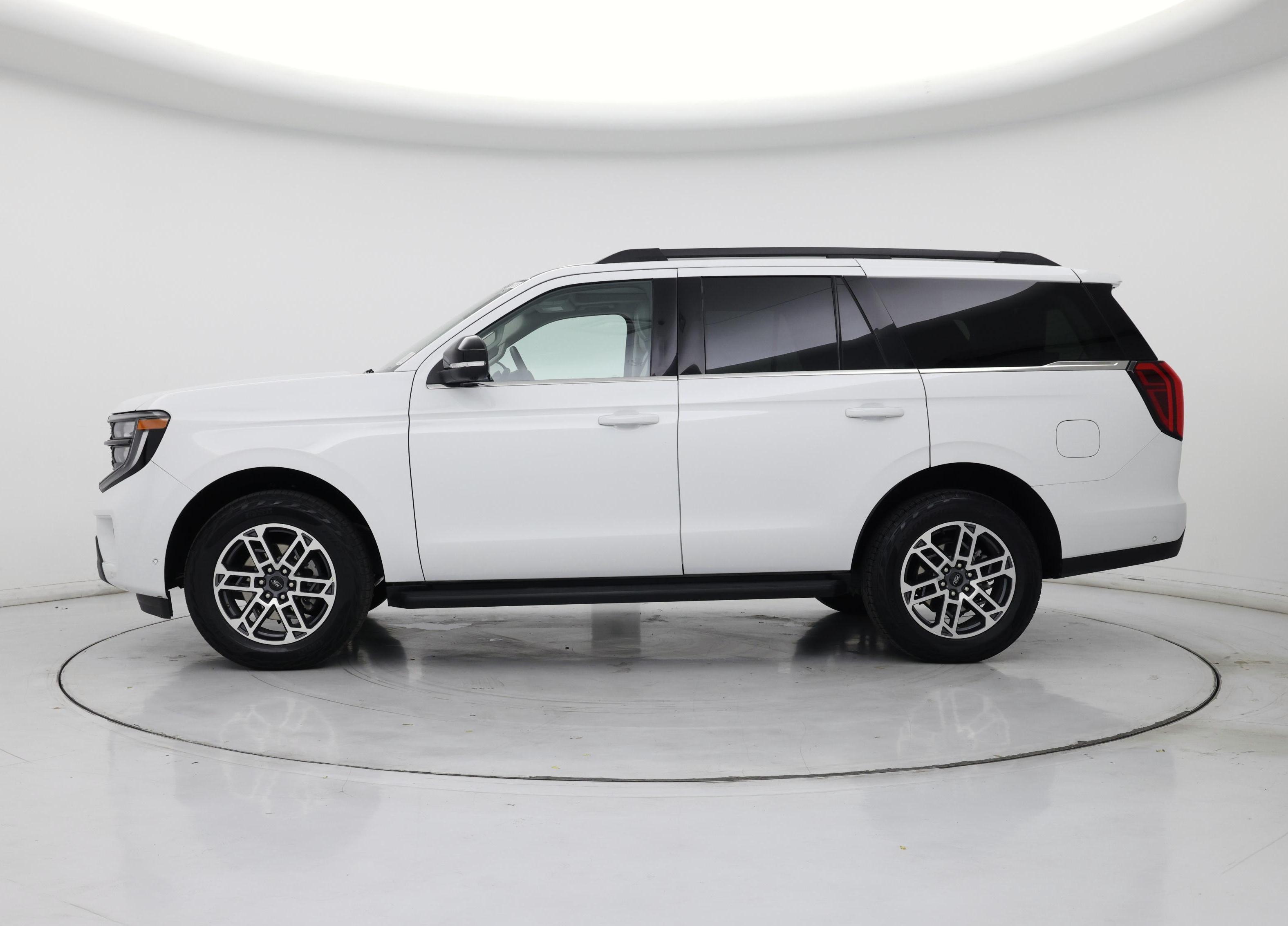 Thumbnail: 2025 Ford Expedition - 3