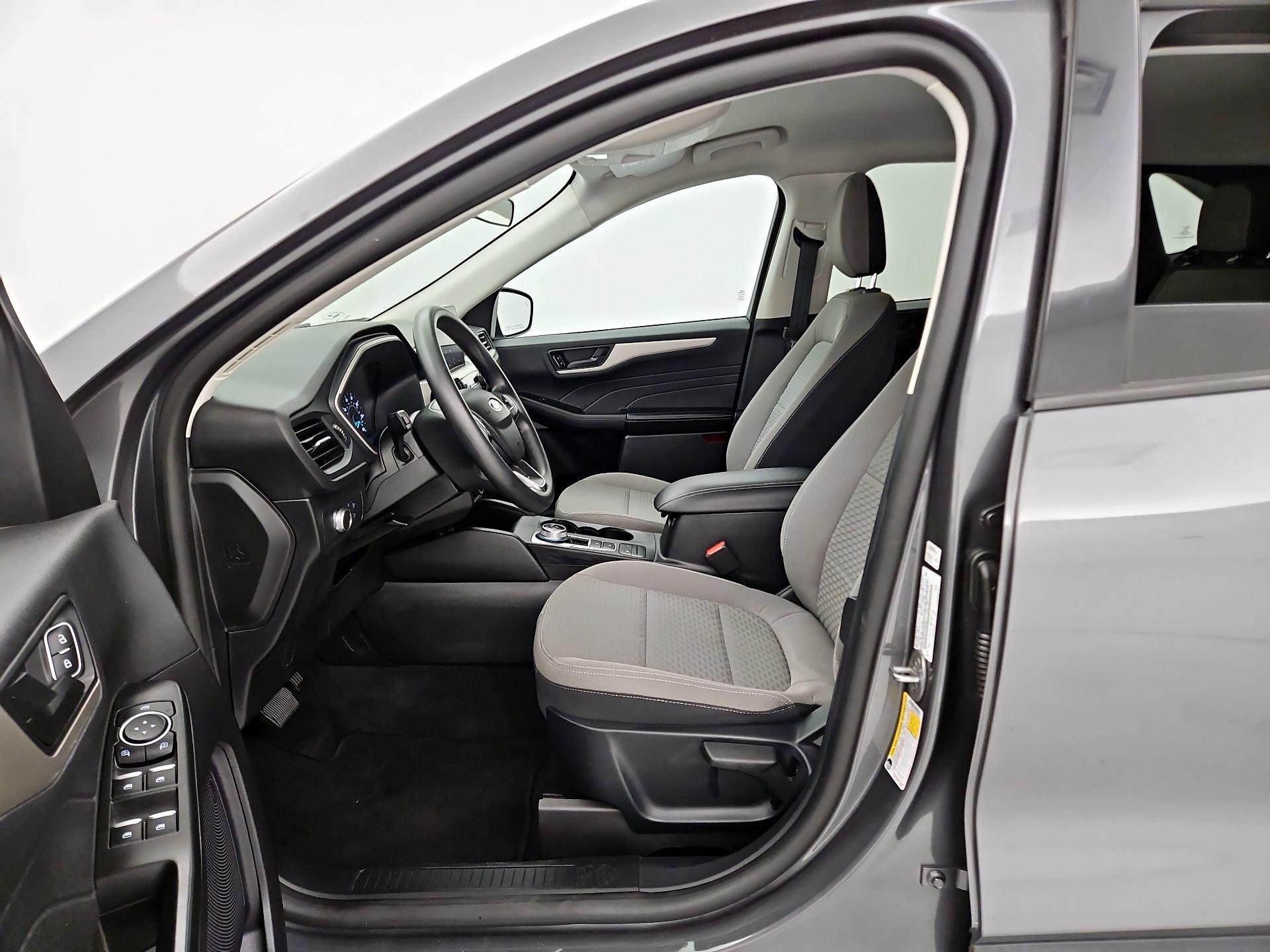 Thumbnail: 2022 Ford Escape - 11
