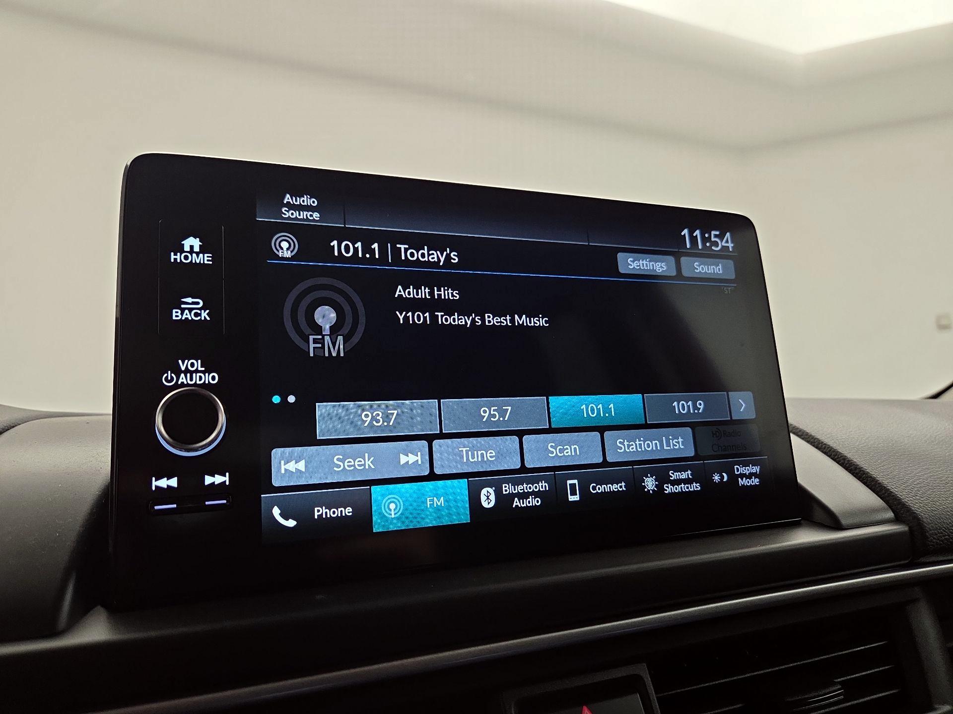 Thumbnail: 2023 Honda Pilot - 15