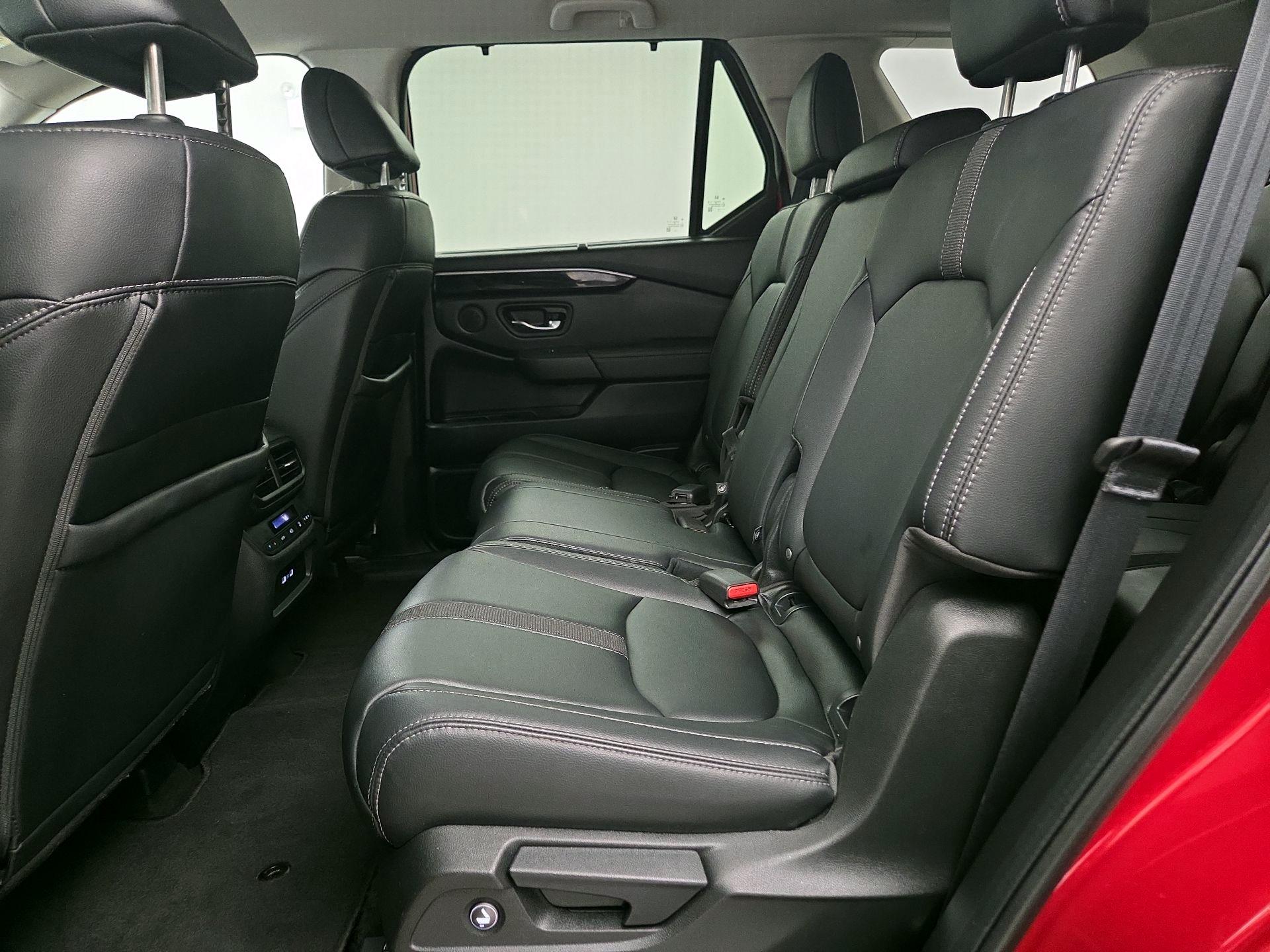 Thumbnail: 2023 Honda Pilot - 19