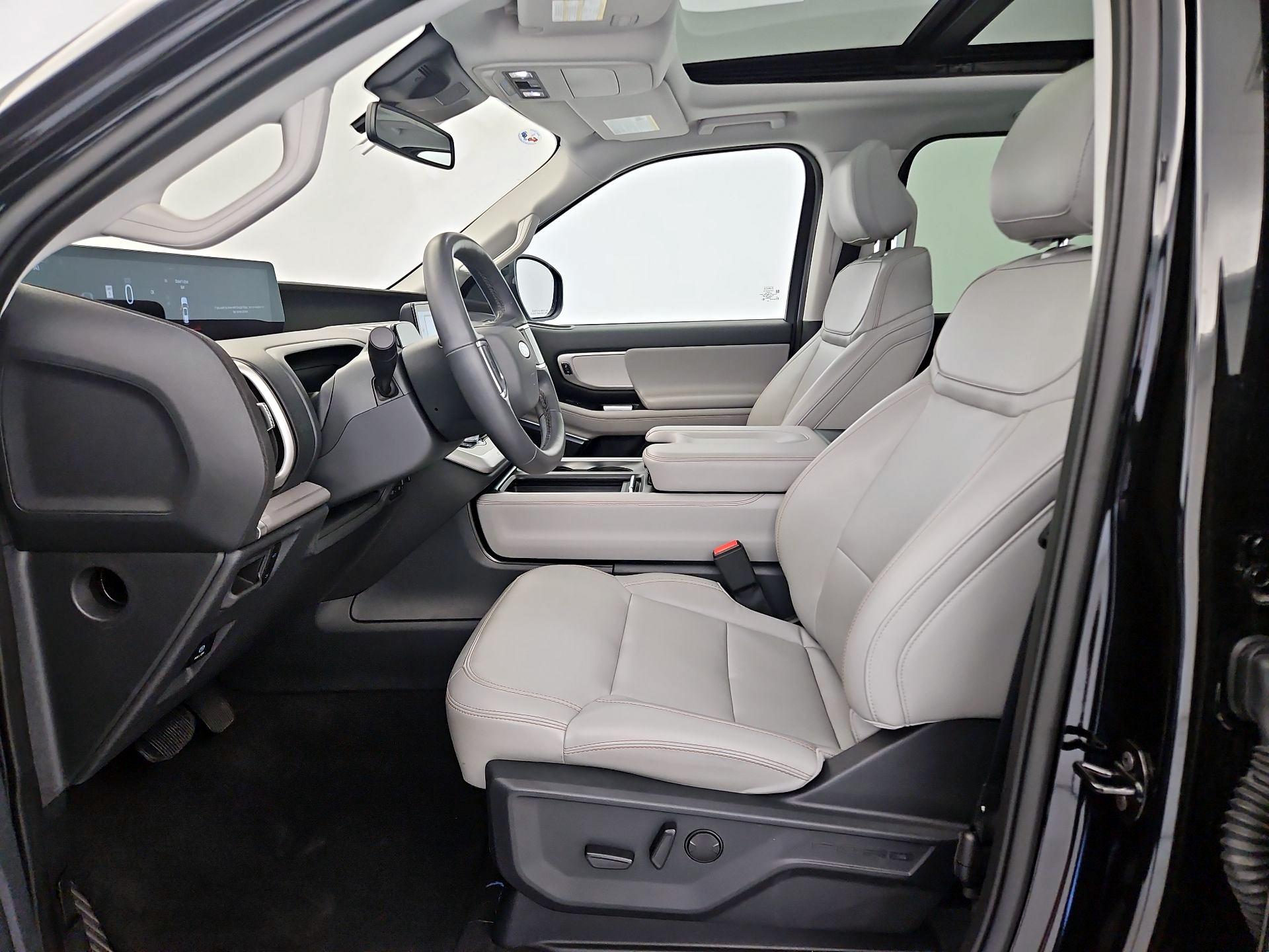 Thumbnail: 2025 Ford Expedition - 11