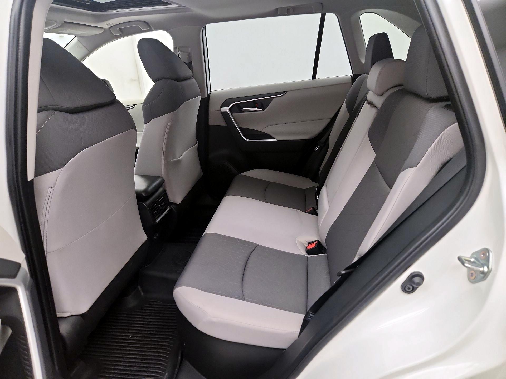 Thumbnail: 2025 Toyota RAV4 - 20