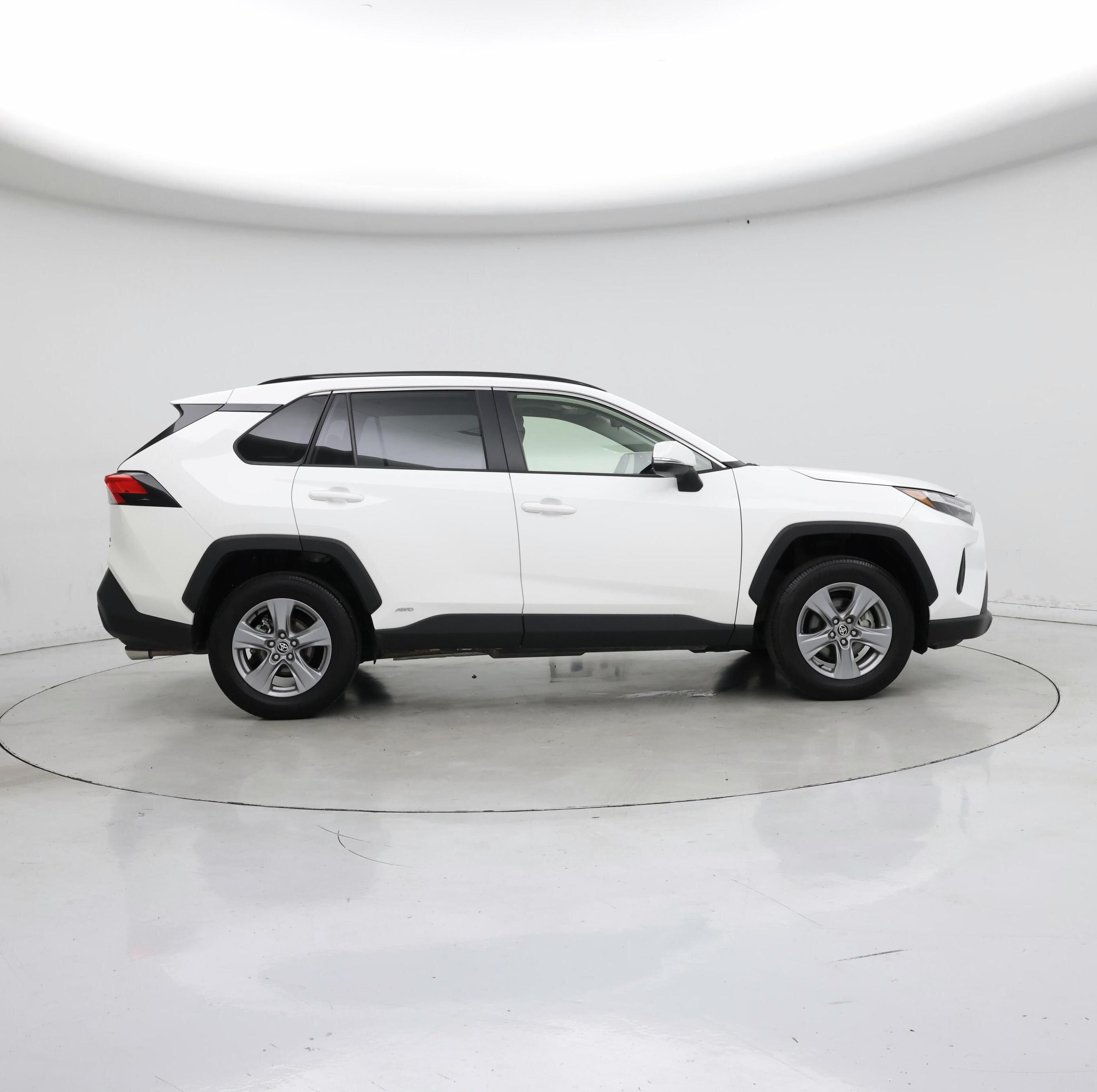 Thumbnail: 2025 Toyota RAV4 - 7