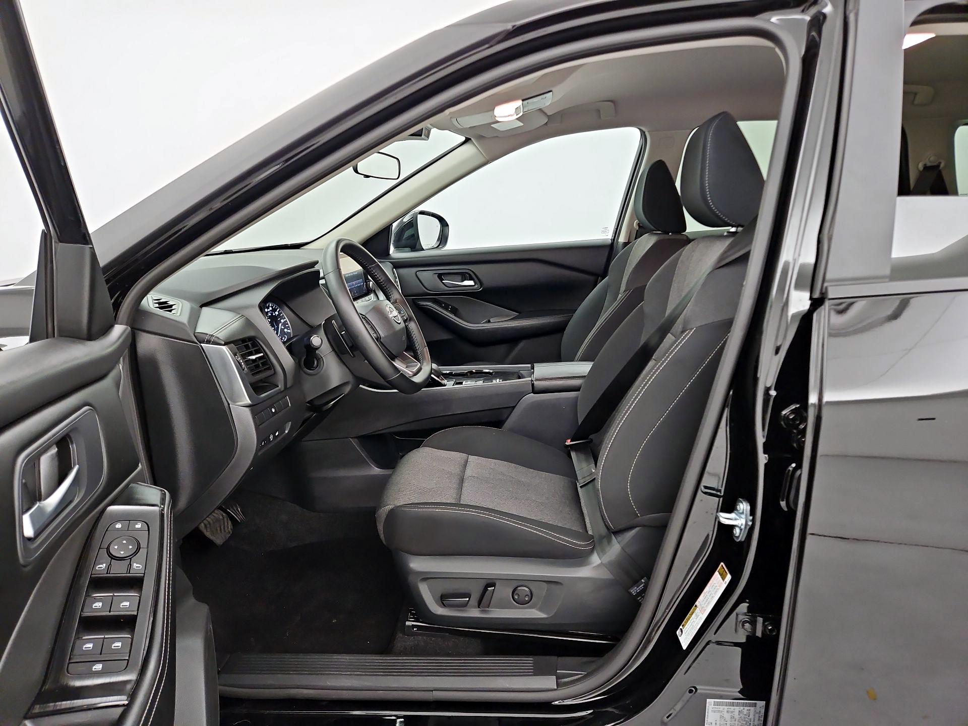 Thumbnail: 2025 Nissan Rogue - 11