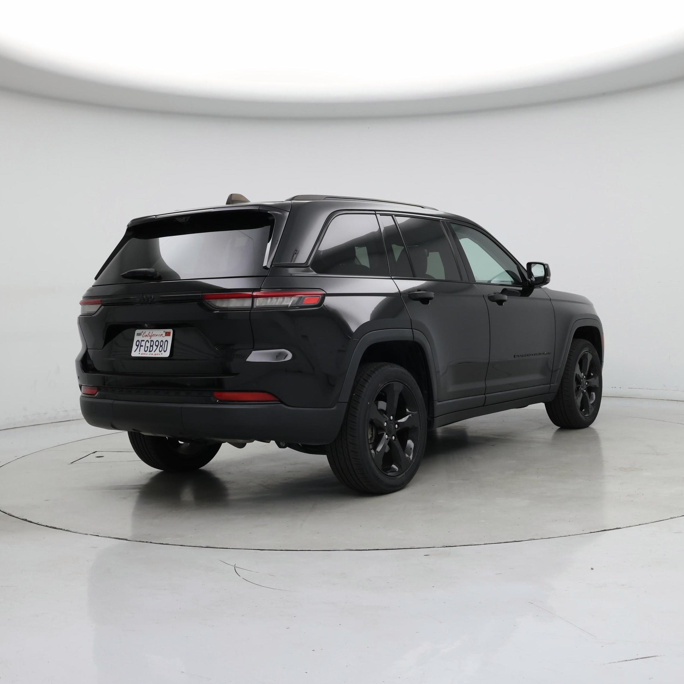 Thumbnail: 2023 Jeep Grand Cherokee - 8