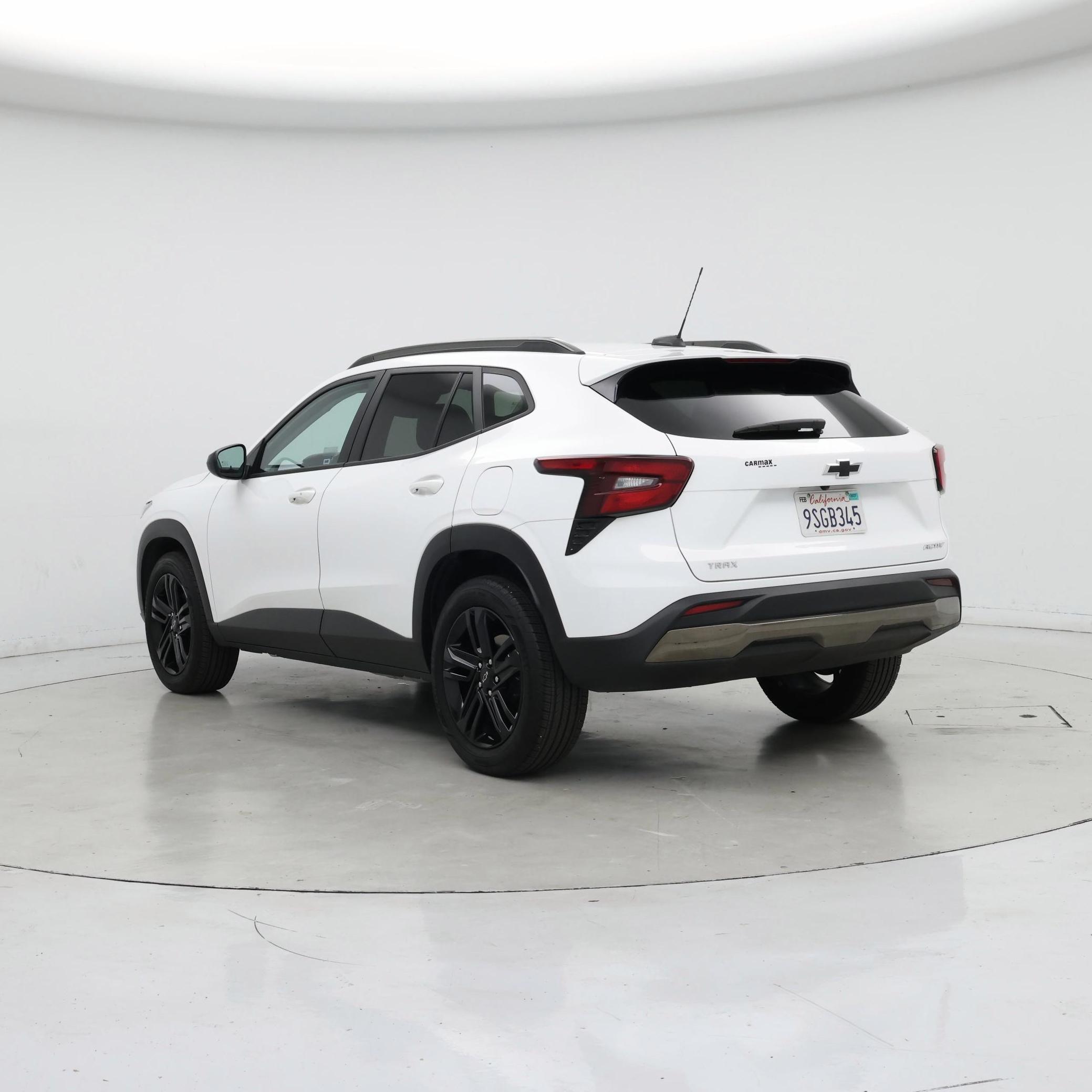 Thumbnail: 2025 Chevrolet Trax - 2