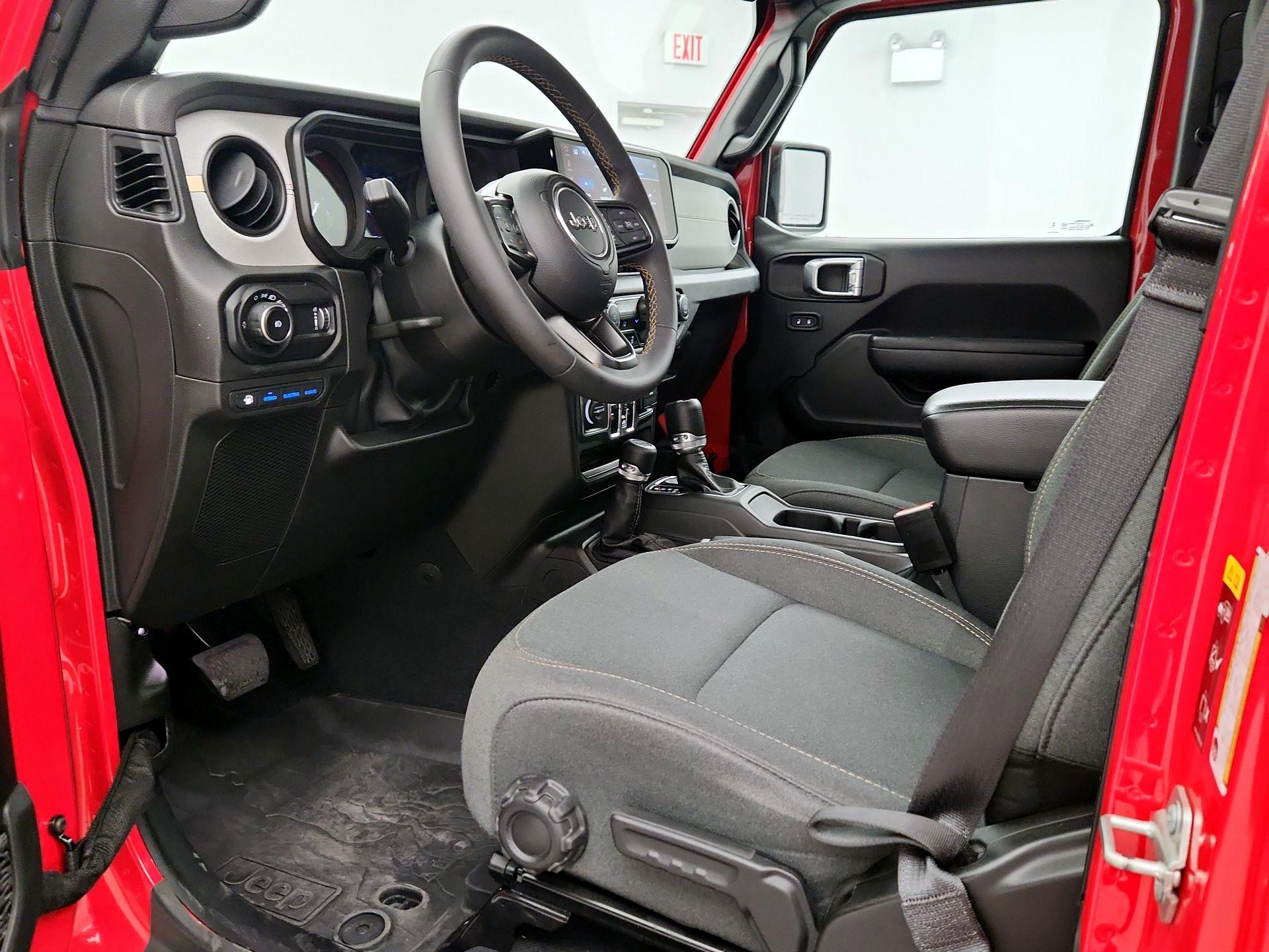 Thumbnail: 2024 Jeep Wrangler - 11