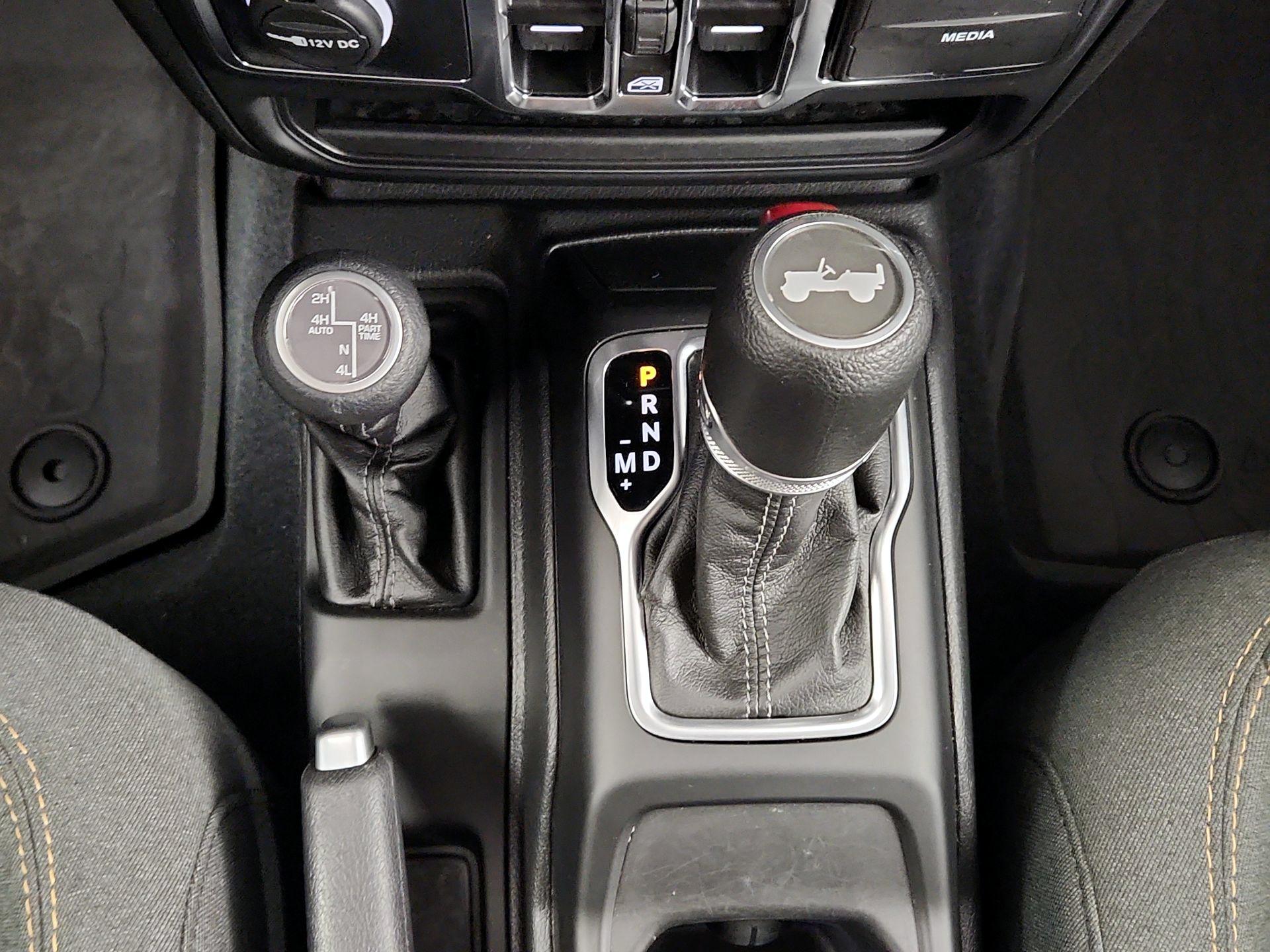 Thumbnail: 2024 Jeep Wrangler - 17