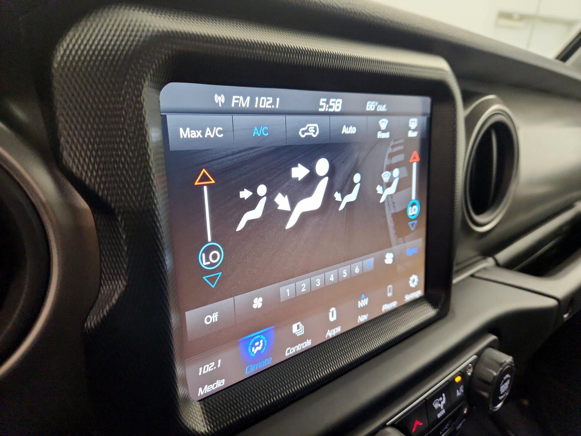 Thumbnail: 2023 Jeep Wrangler - 16