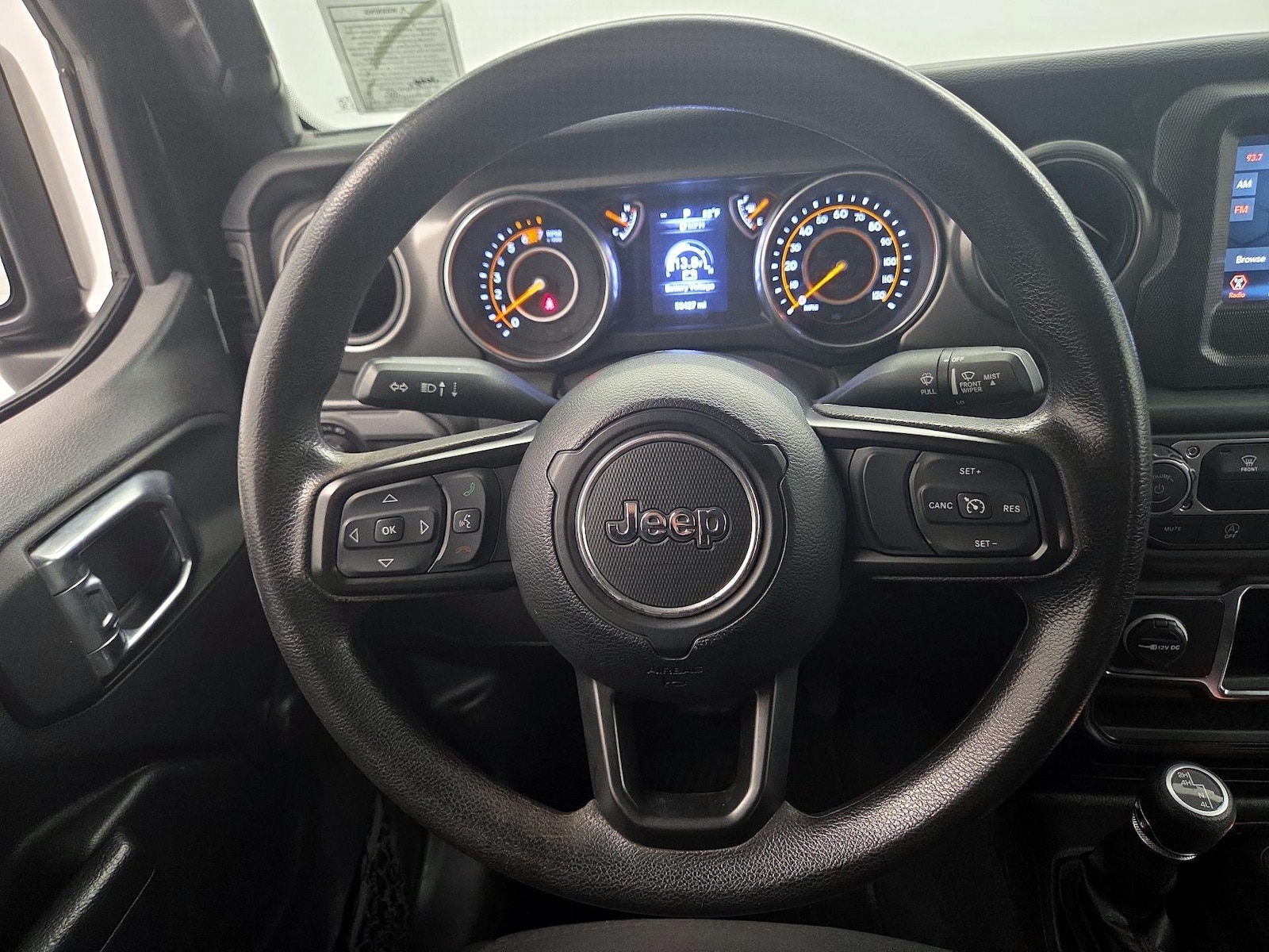 2023 Jeep Wrangler 4-Door Sport - Photo 11