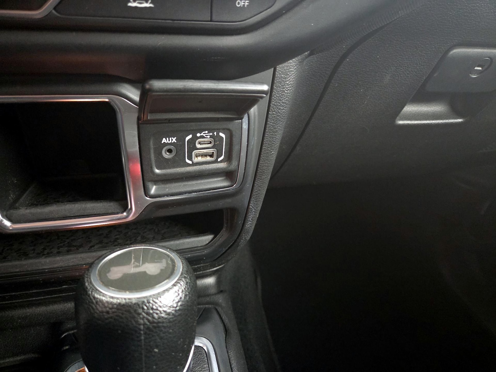 2023 Jeep Wrangler 4-Door Sport - Photo 19