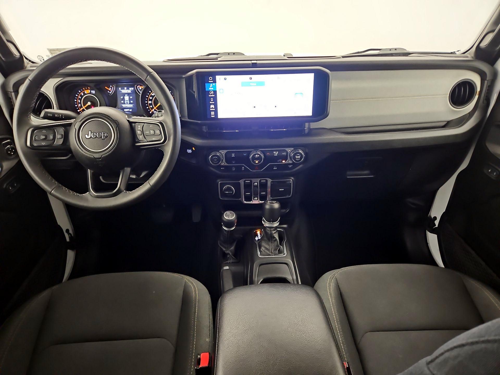 Thumbnail: 2025 Jeep Wrangler - 9