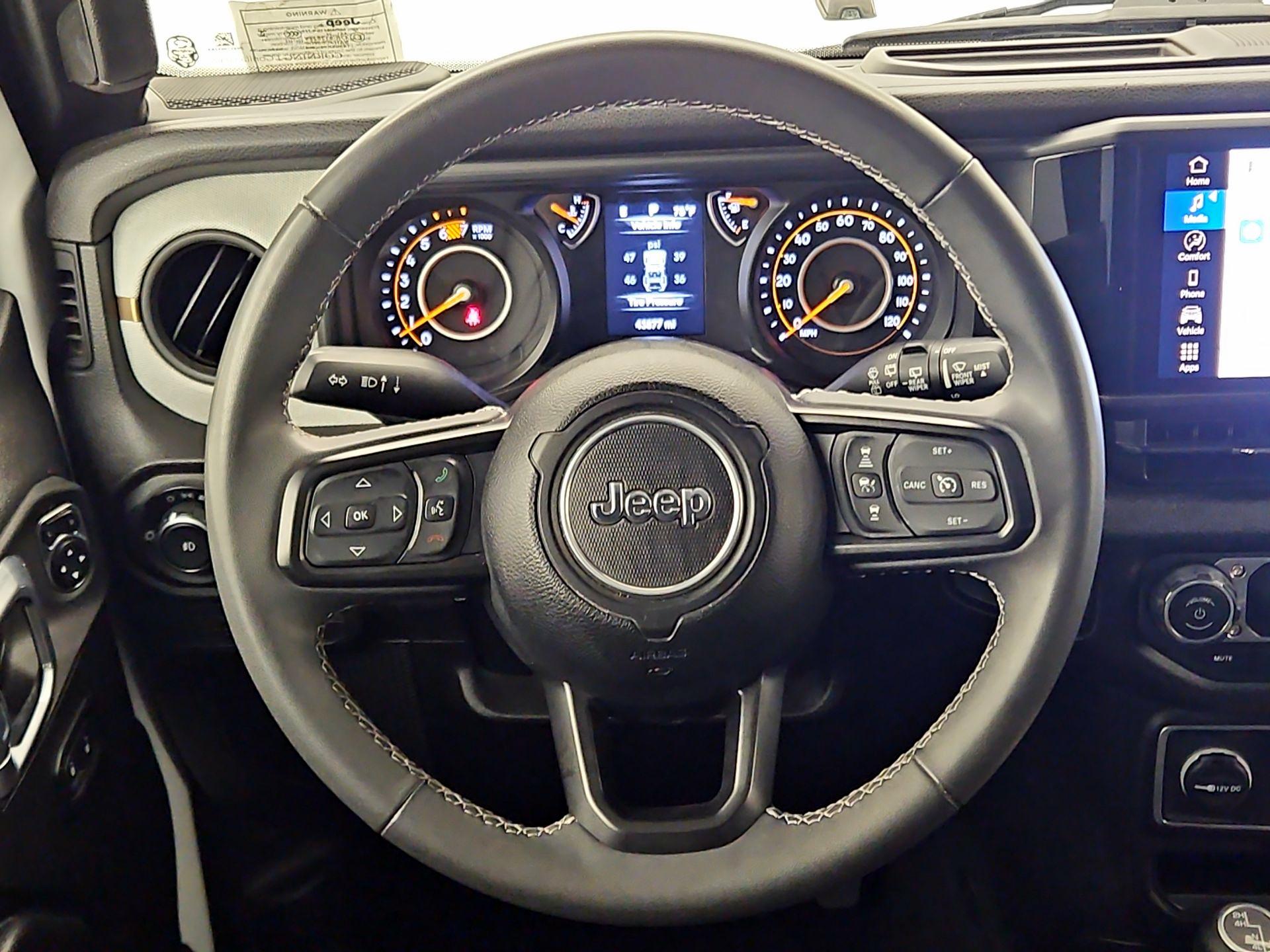 Thumbnail: 2025 Jeep Wrangler - 10