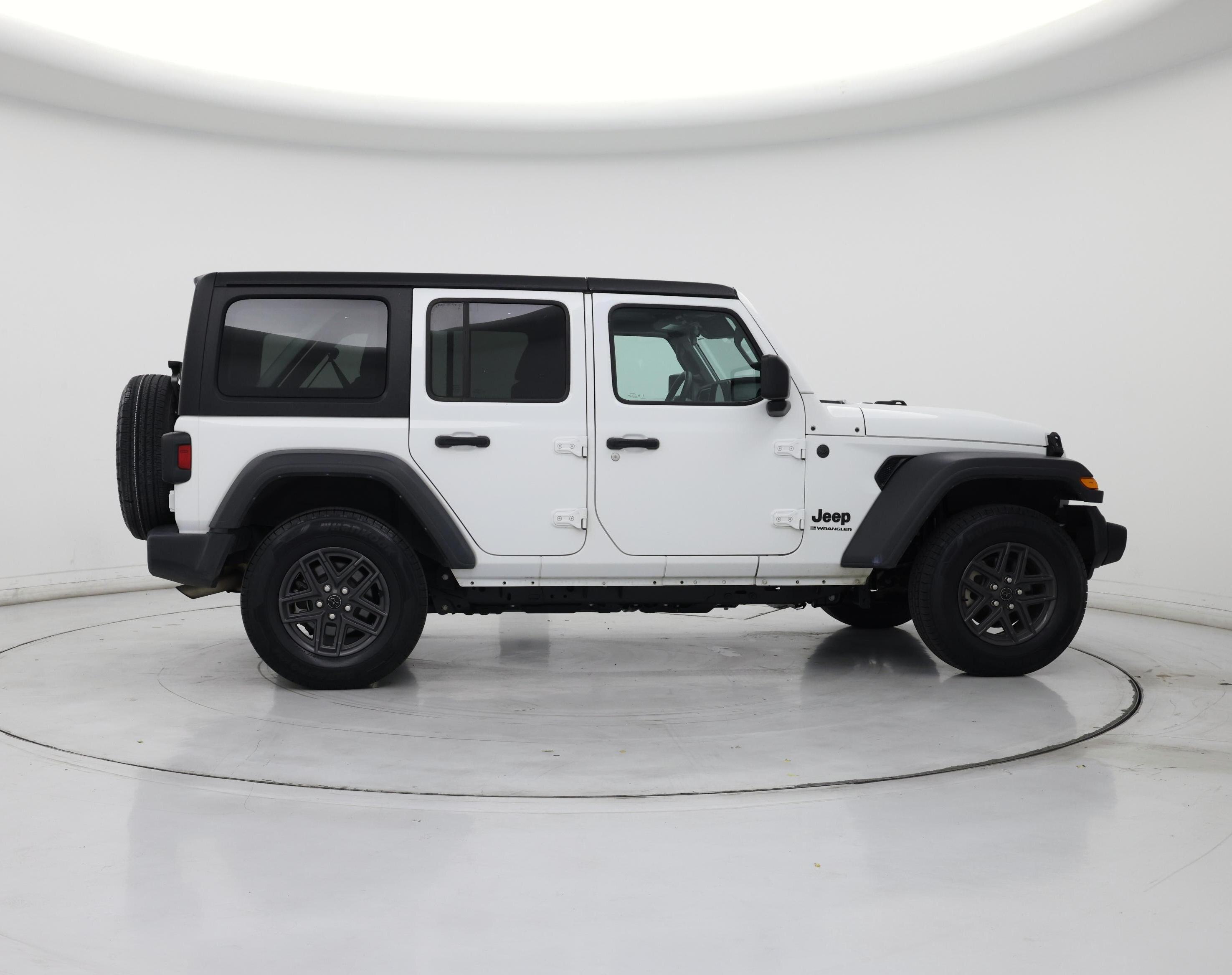 Thumbnail: 2025 Jeep Wrangler - 7