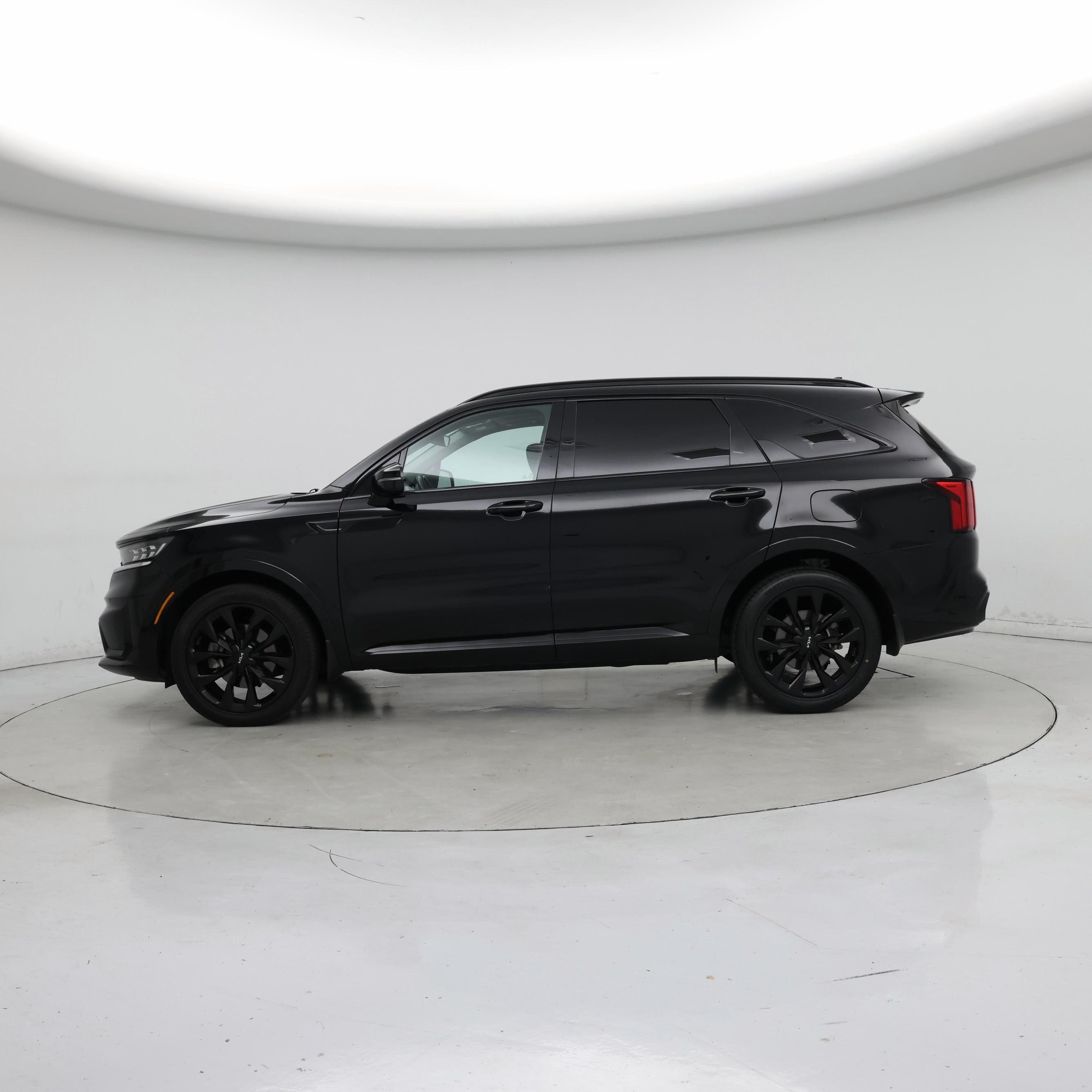 Thumbnail: 2022 Kia Sorento - 3
