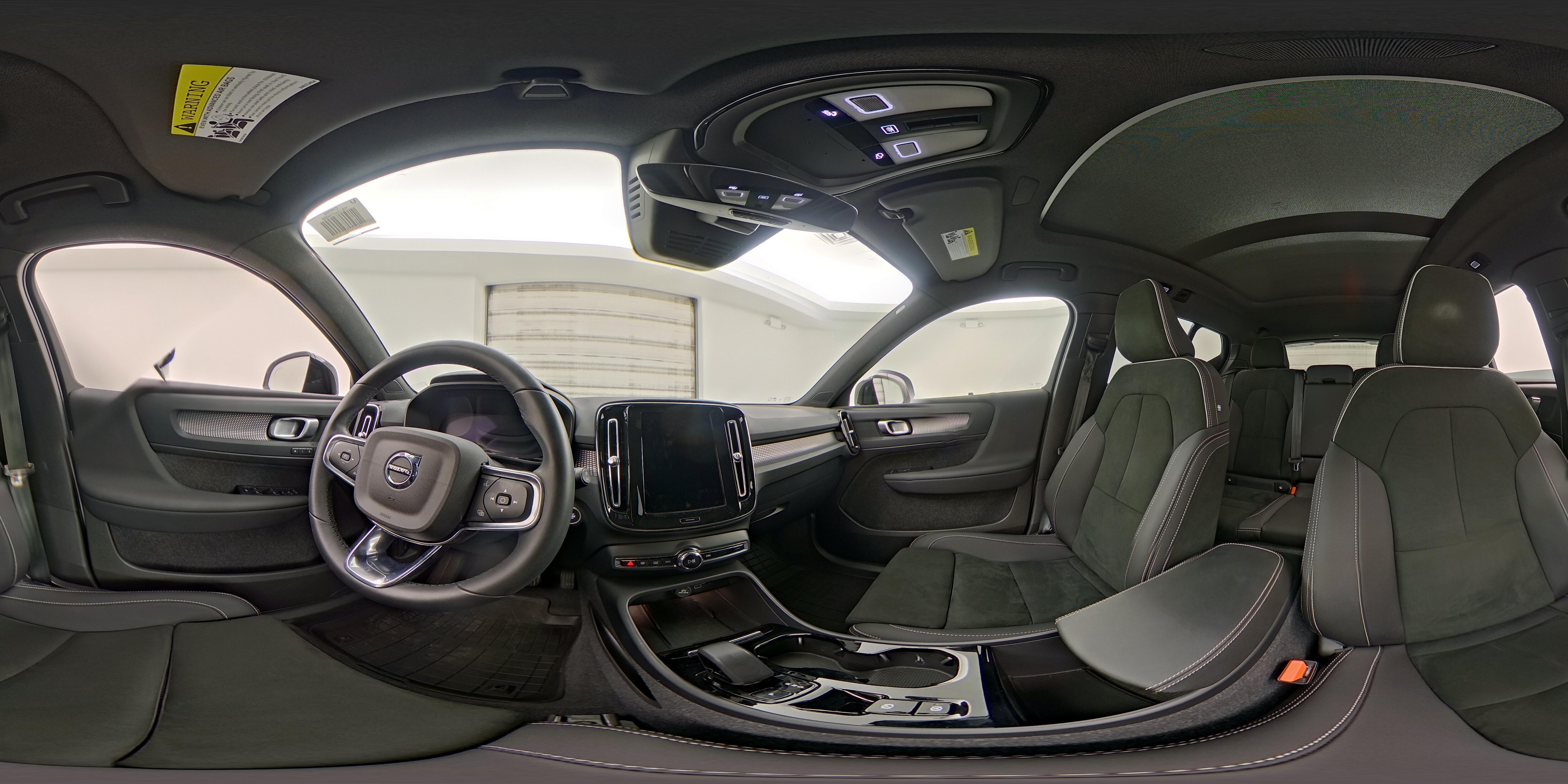 2023 Volvo XC40 Plus - Photo 26