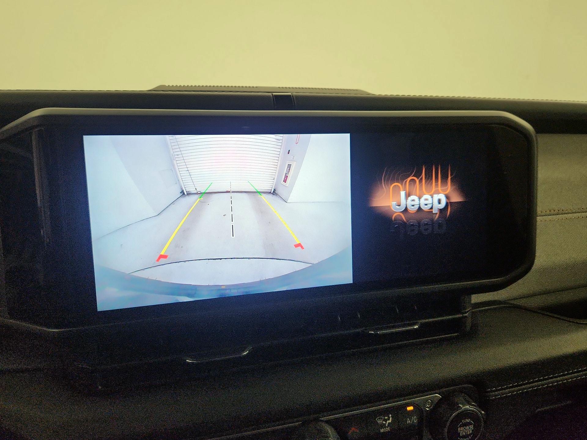 Thumbnail: 2024 Jeep Wrangler - 14