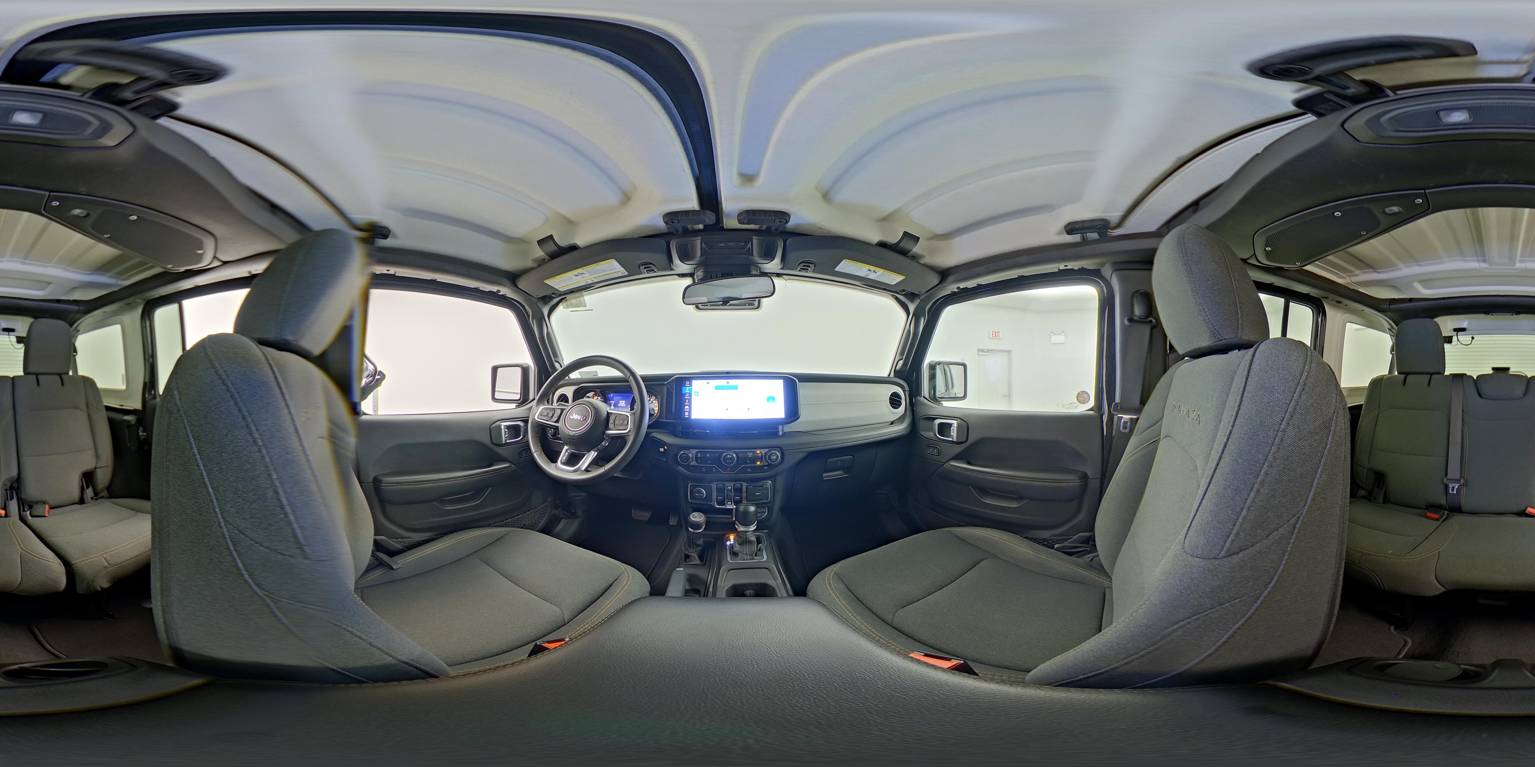 2024 Jeep Wrangler 4-Door Sahara - Photo 24