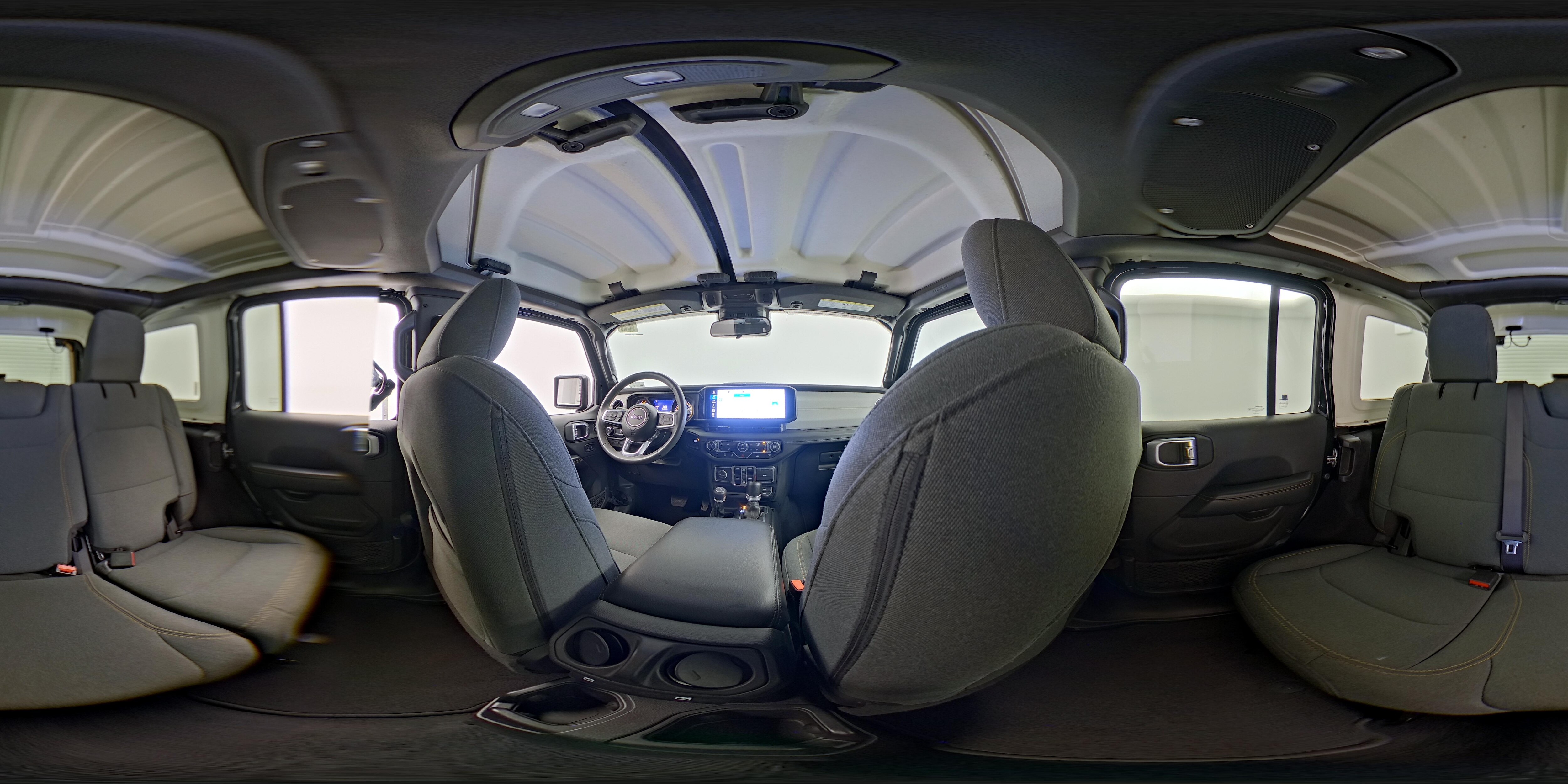2024 Jeep Wrangler 4-Door Sahara - Photo 25