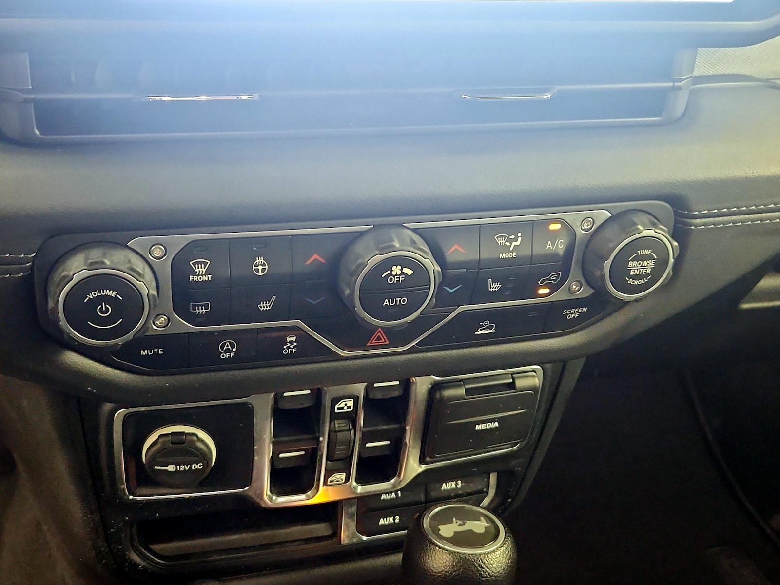 2024 Jeep Wrangler 4-Door Sahara - Photo 17