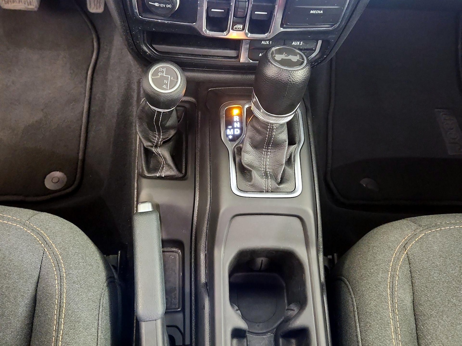 2024 Jeep Wrangler 4-Door Sahara - Photo 18