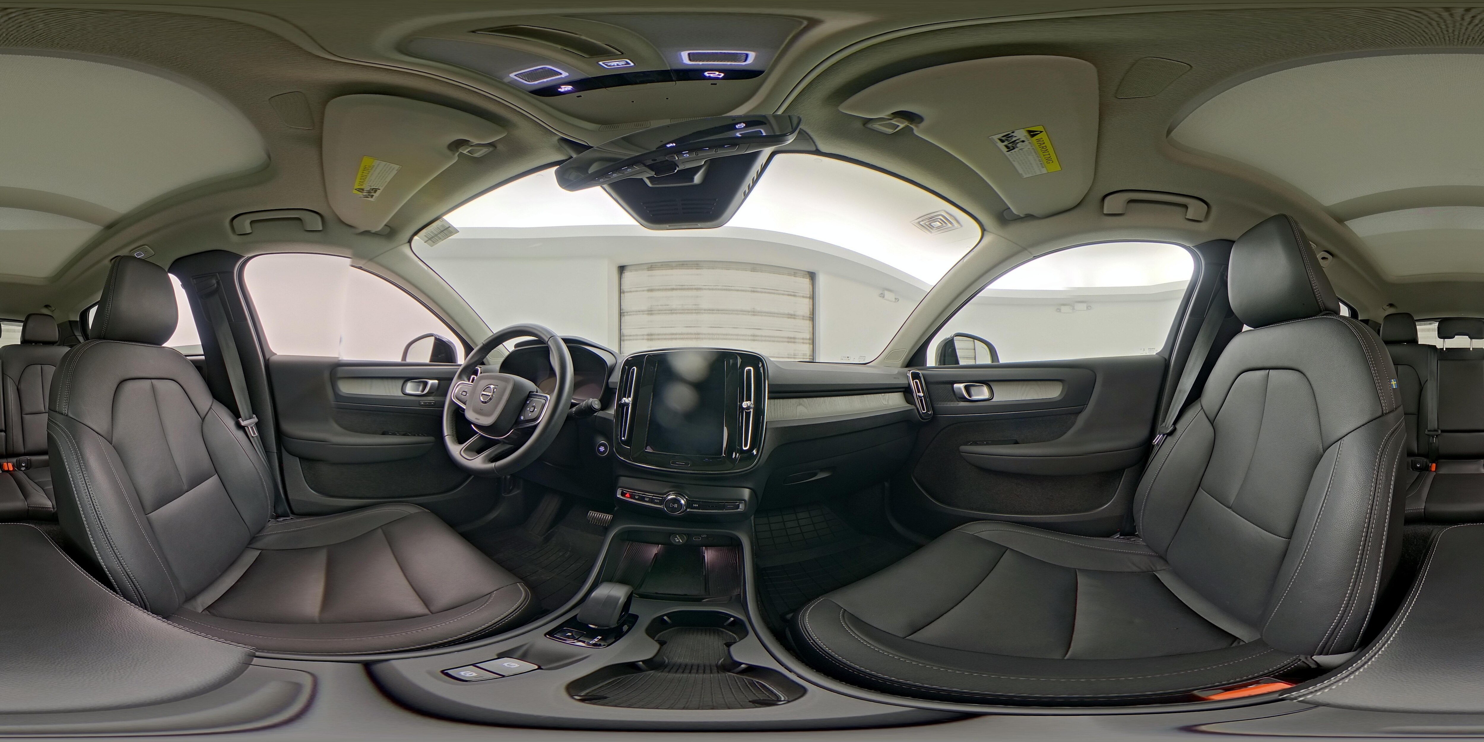 2024 Volvo XC40 Core - Photo 24