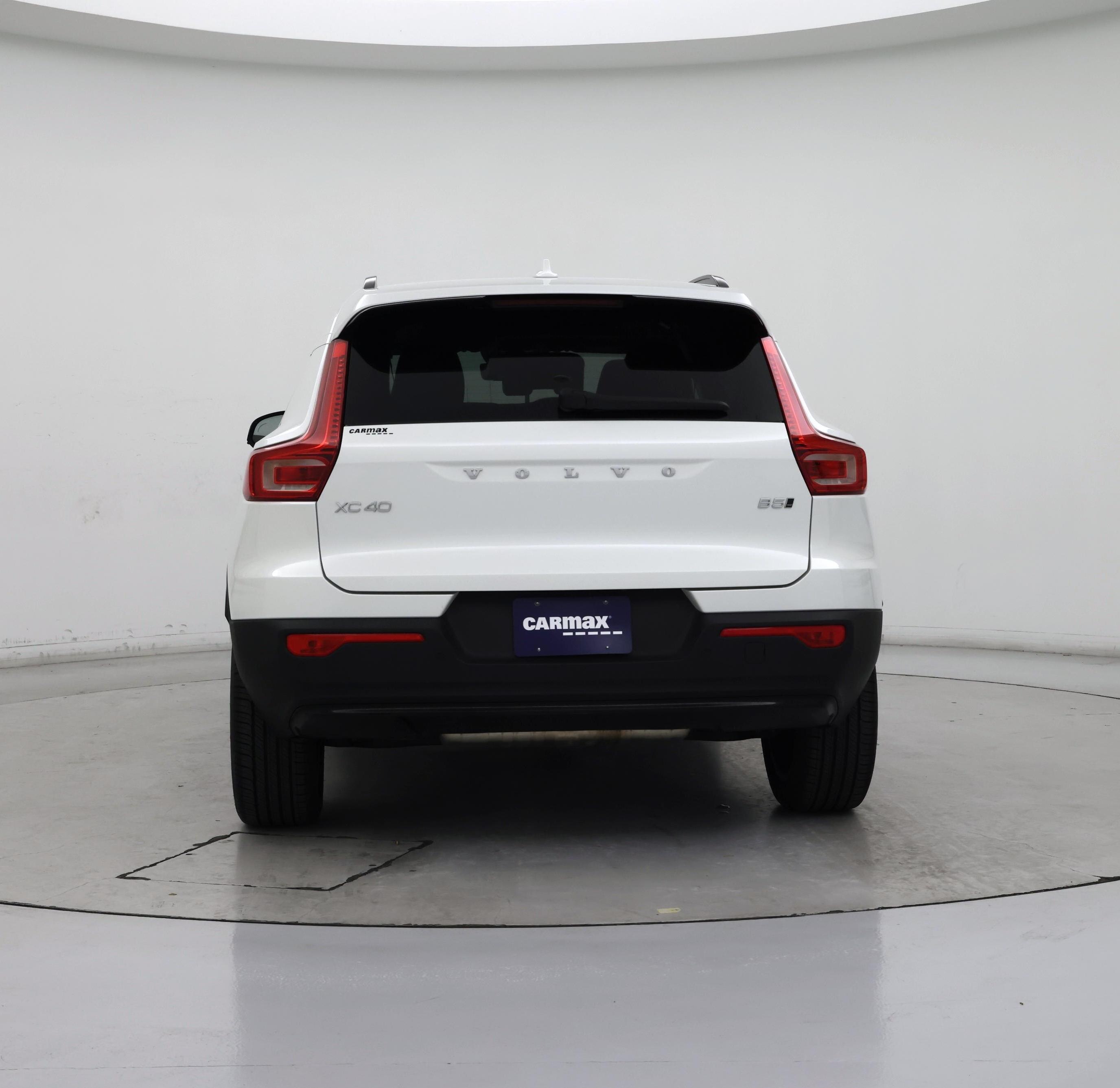 Thumbnail: 2024 Volvo XC40 - 6