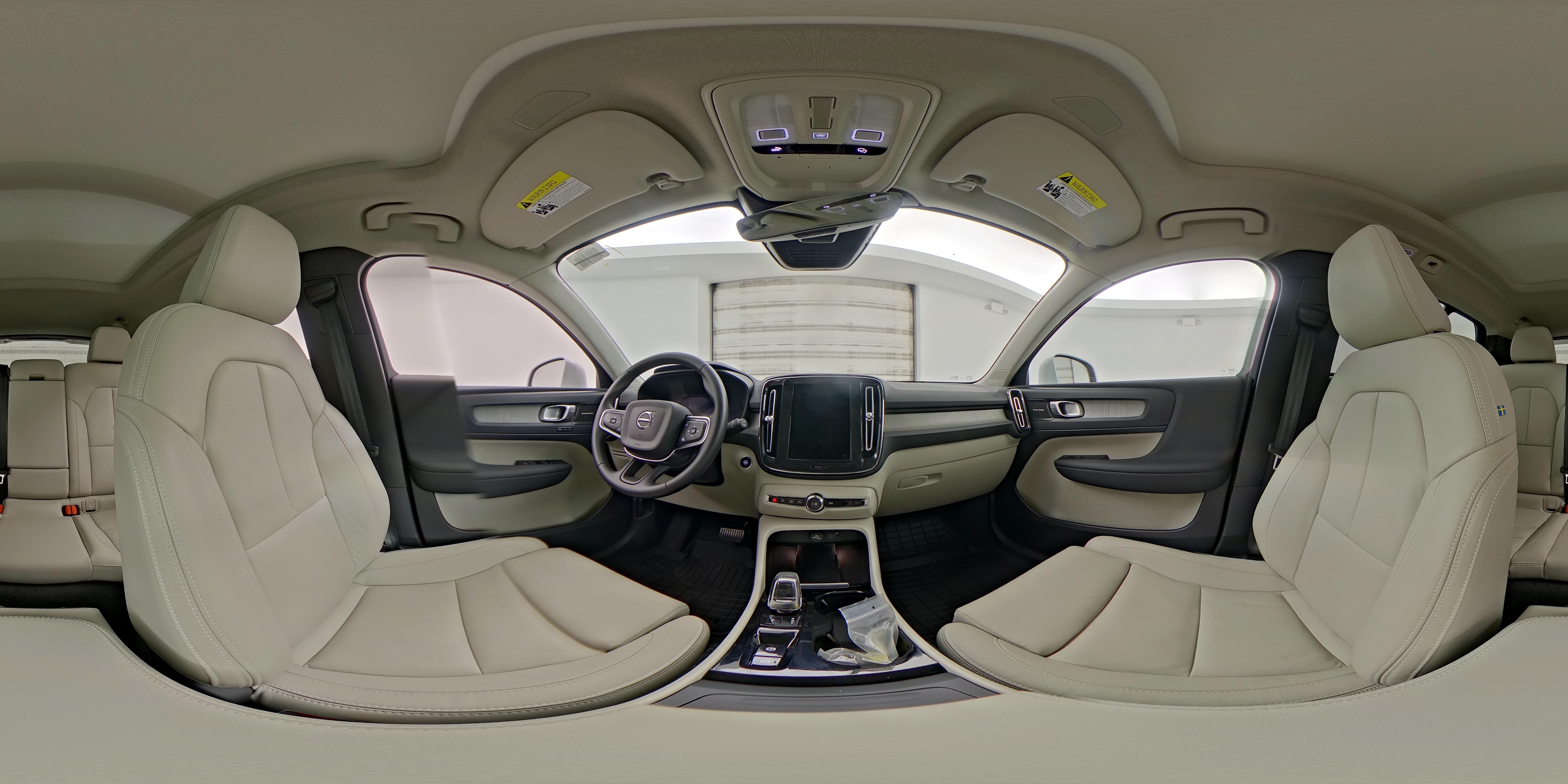 2023 Volvo XC40 Ultimate - Photo 25