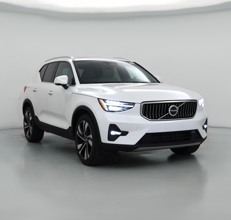 2023 Volvo XC40 B4 Ultimate Bright Theme