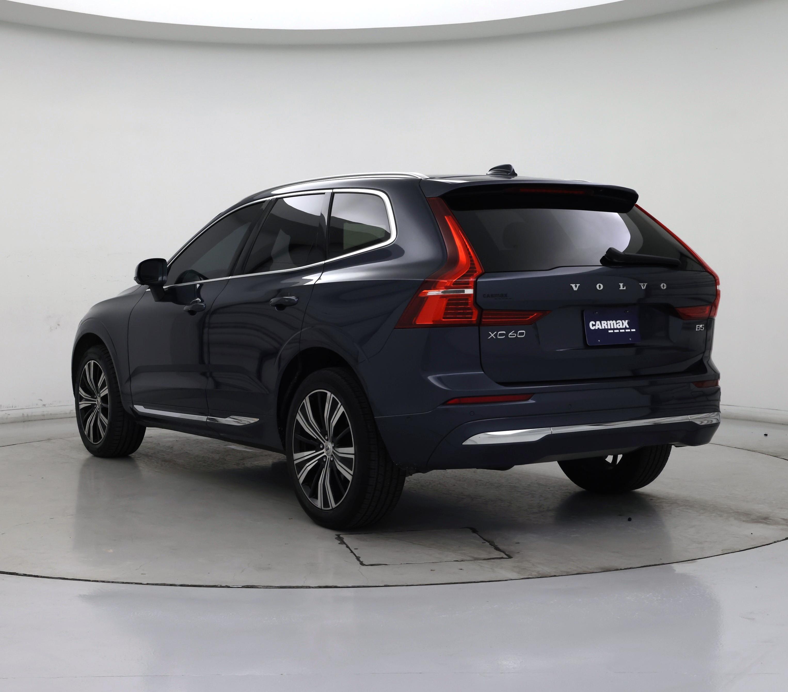 Thumbnail: 2023 Volvo XC60 - 2