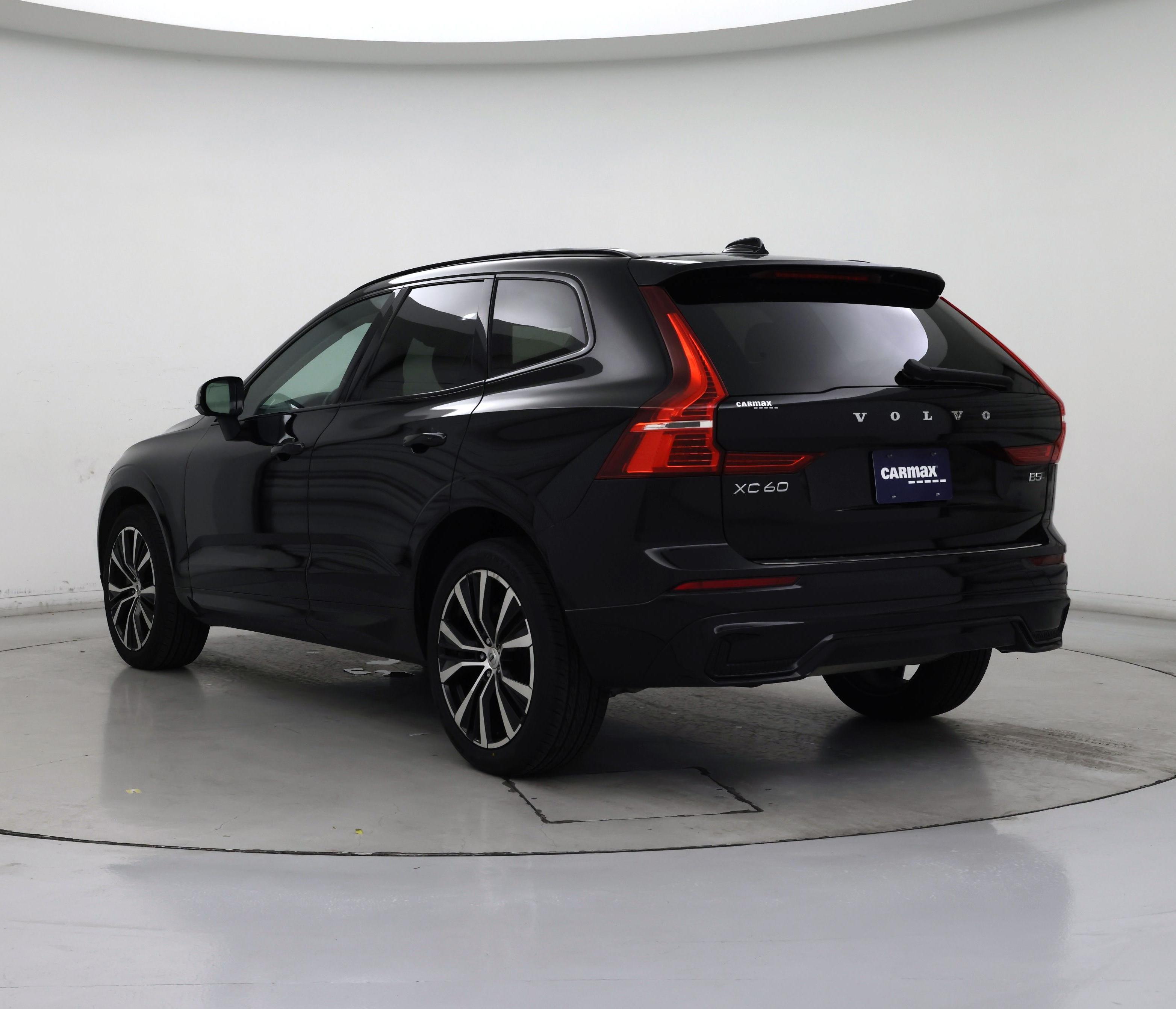 Thumbnail: 2023 Volvo XC60 - 2