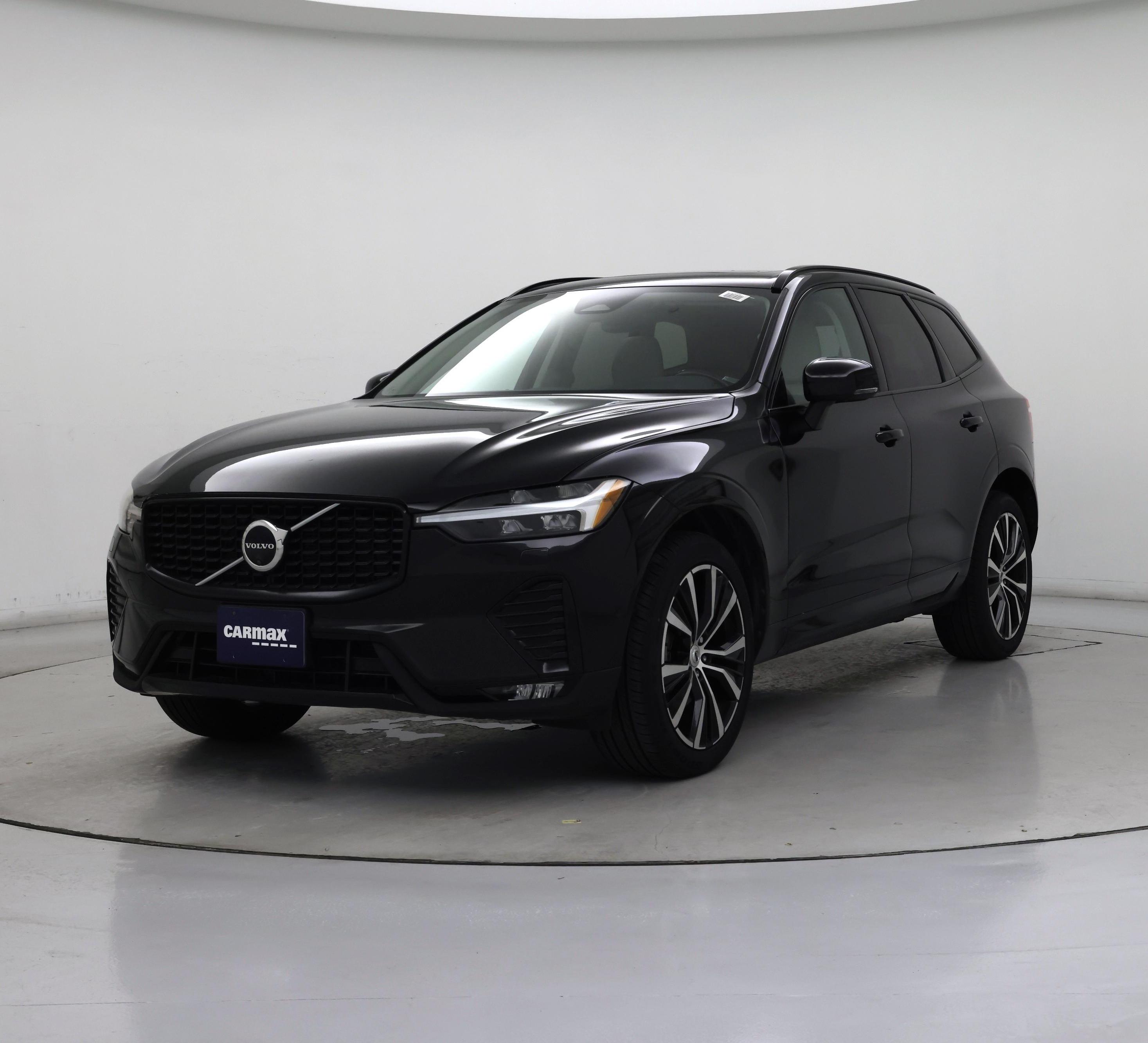 Thumbnail: 2023 Volvo XC60 - 4