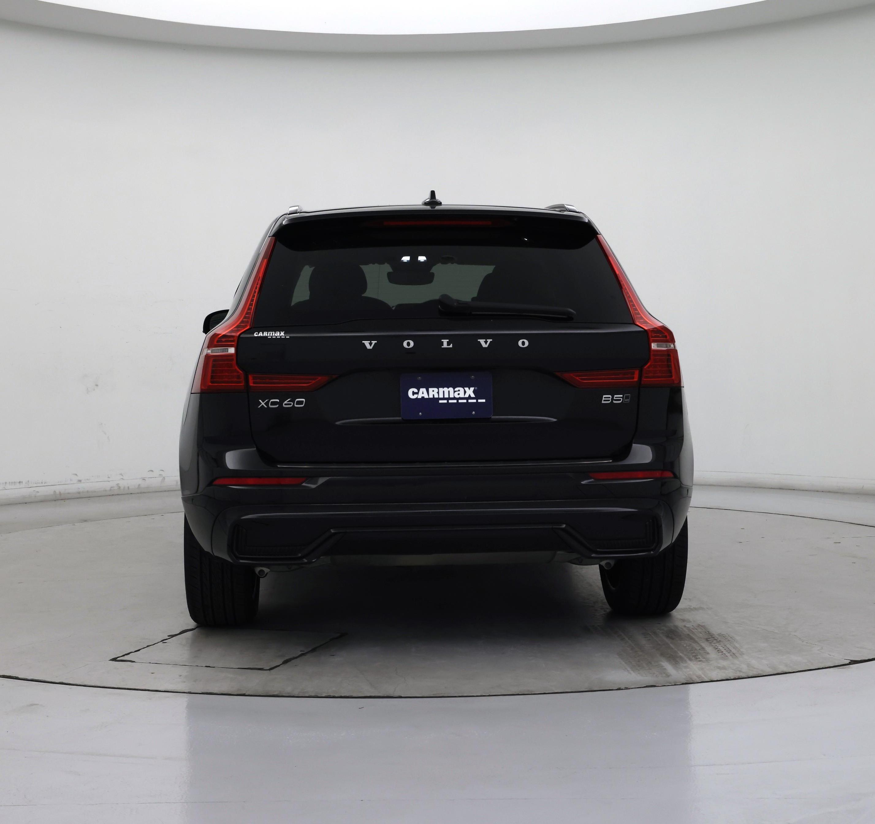 Thumbnail: 2023 Volvo XC60 - 6
