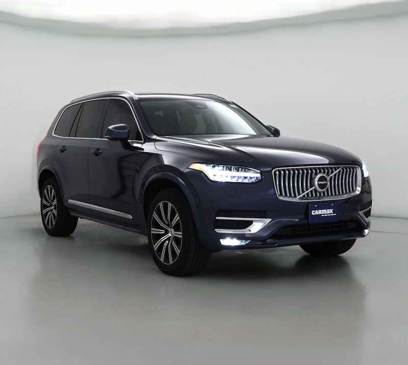 2023 Volvo XC90 B6 Plus